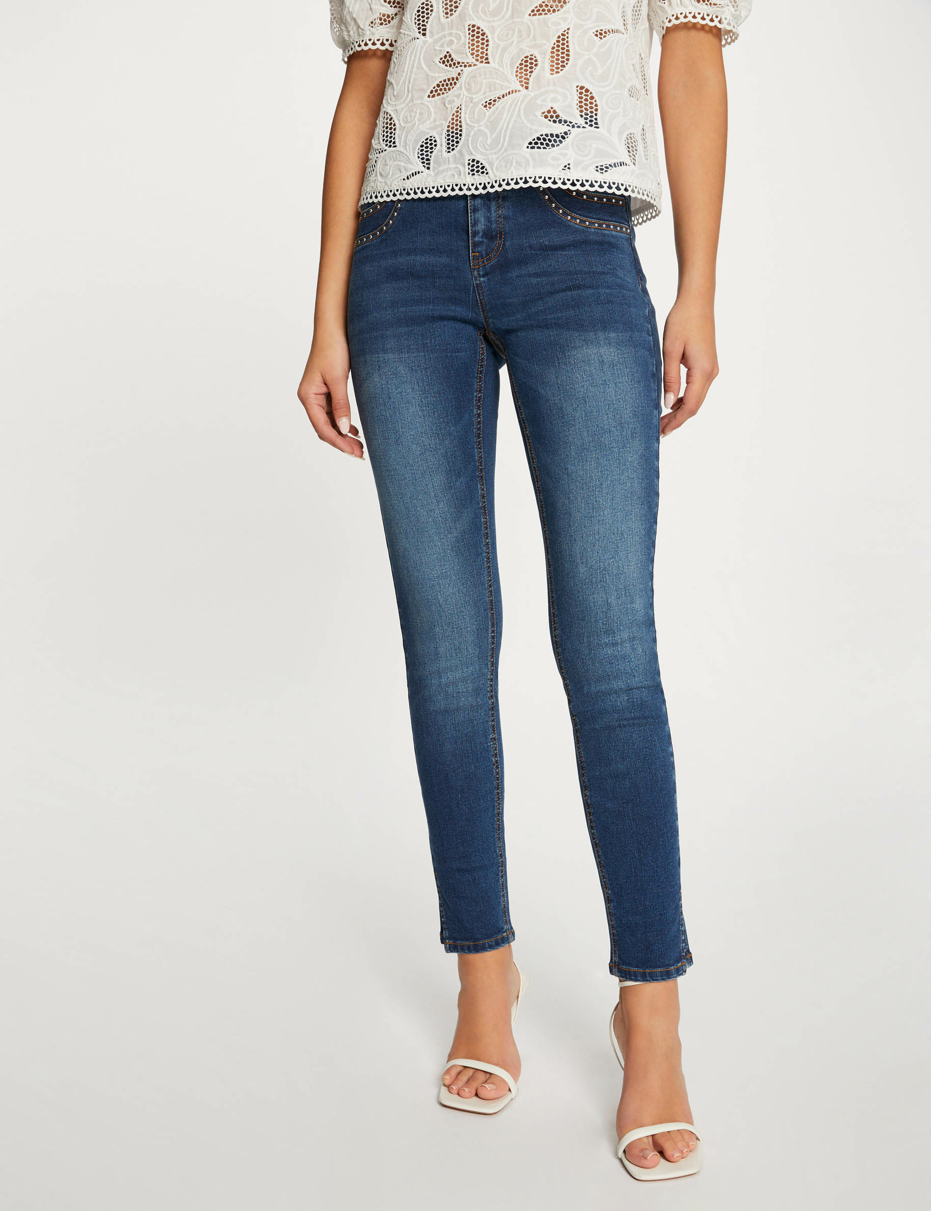 vaquero slim con tachuelas vaquero stone mujer Vaquero slim con tachuelas vaquero stone mujer