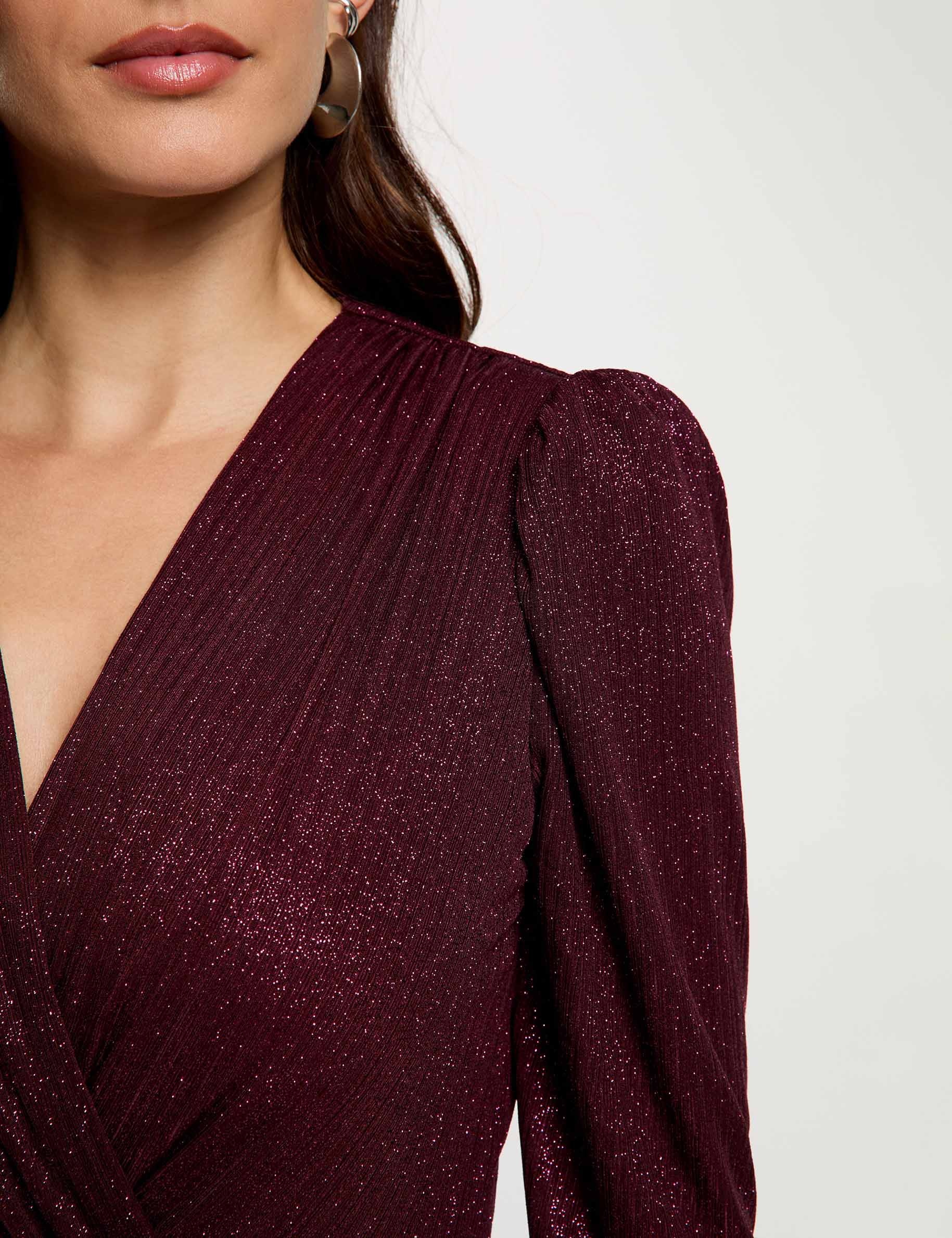 Vestido corto ajustado burdeos mujer
