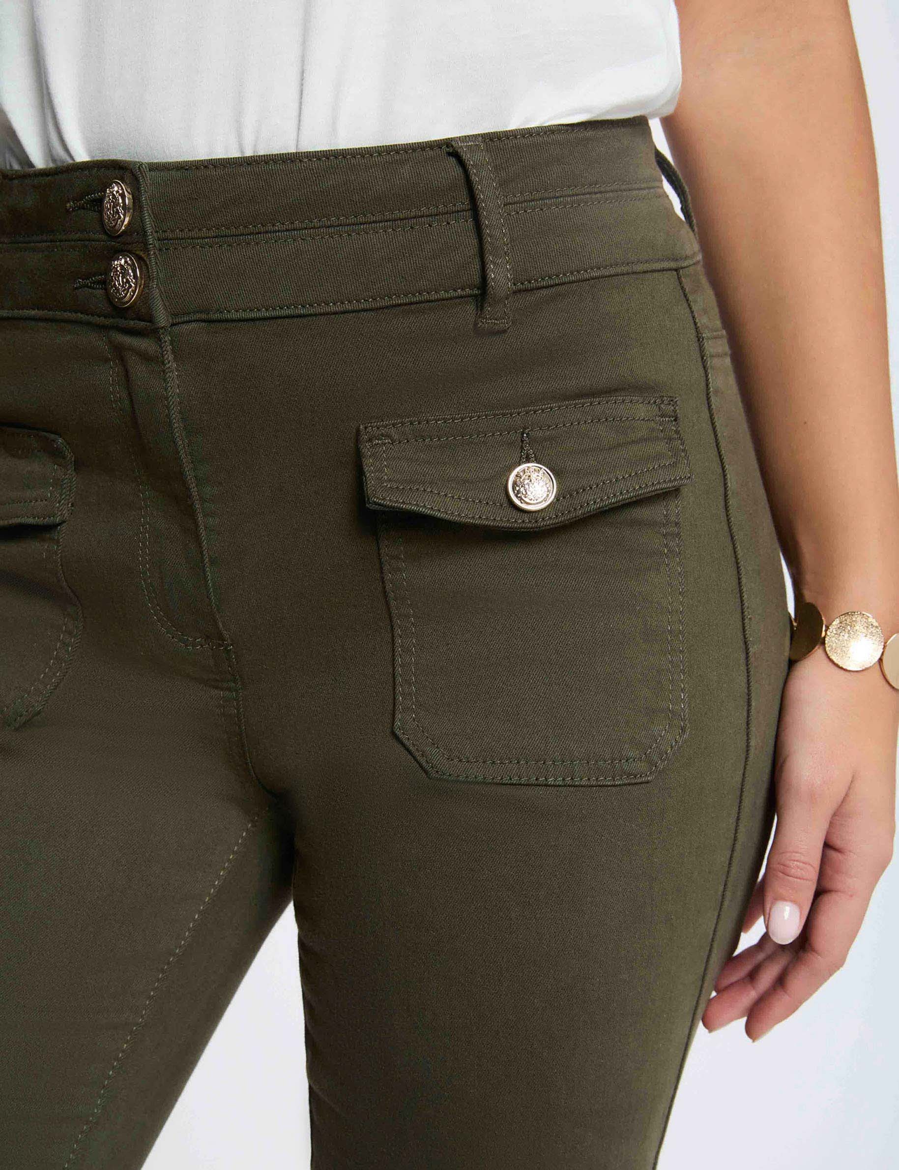 Pantal&oacute;n bootcut verde caqui mujer