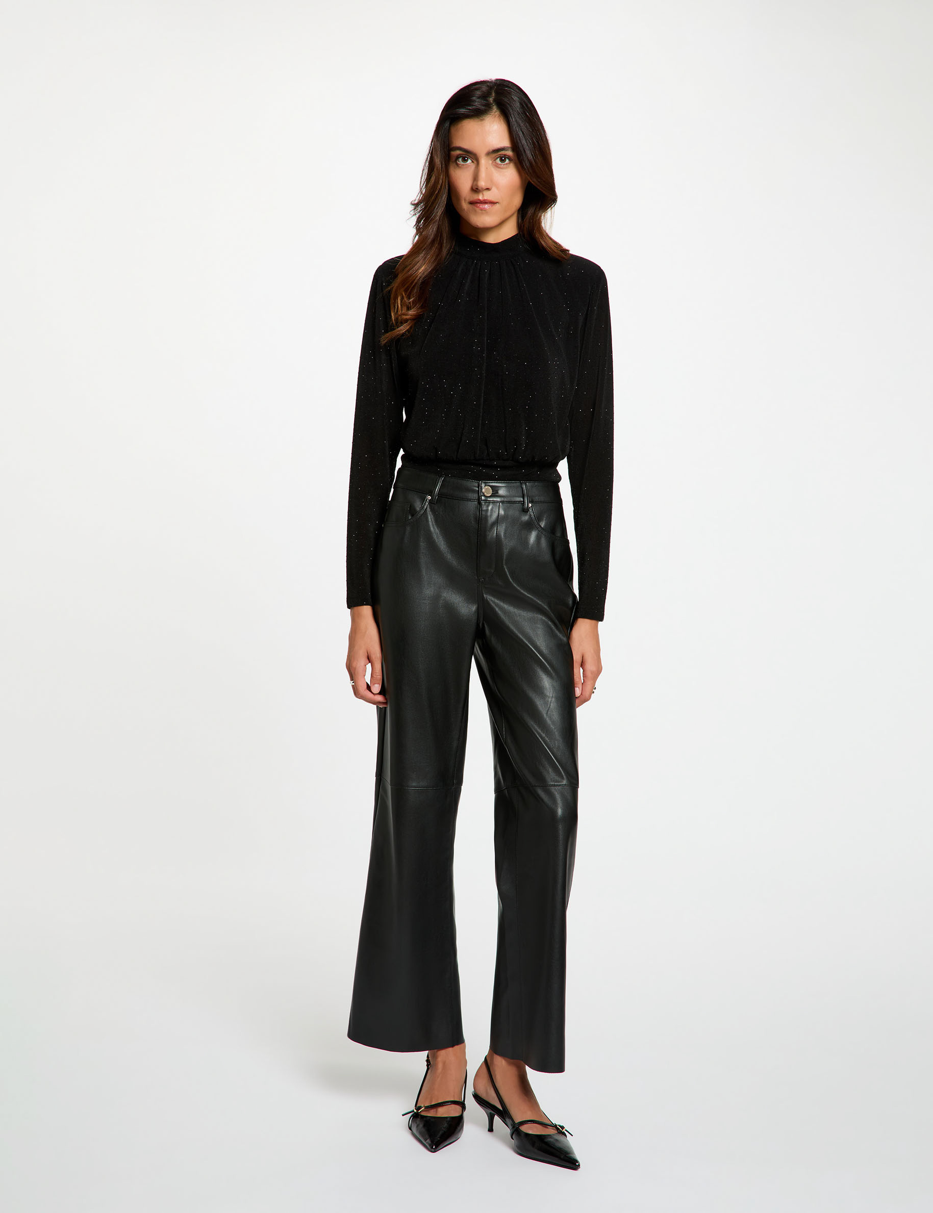 Pantal&oacute;n bootcut de cuero sint&eacute;tico negro mujer