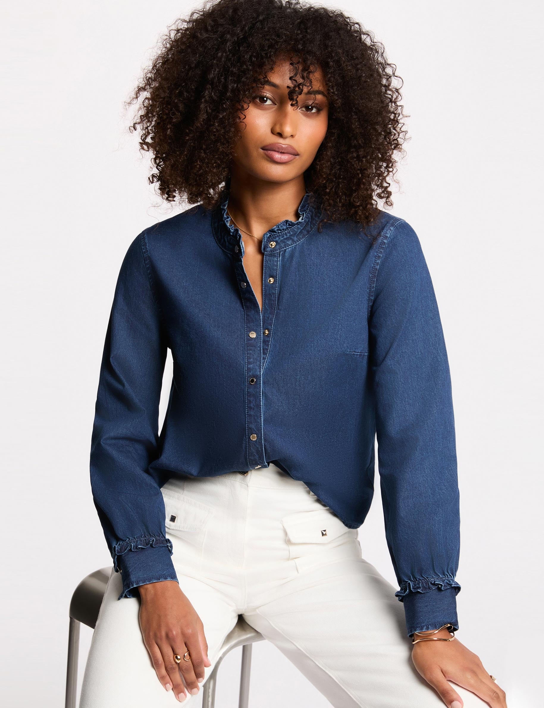 Camisa de cuello alto denim crudo mujer