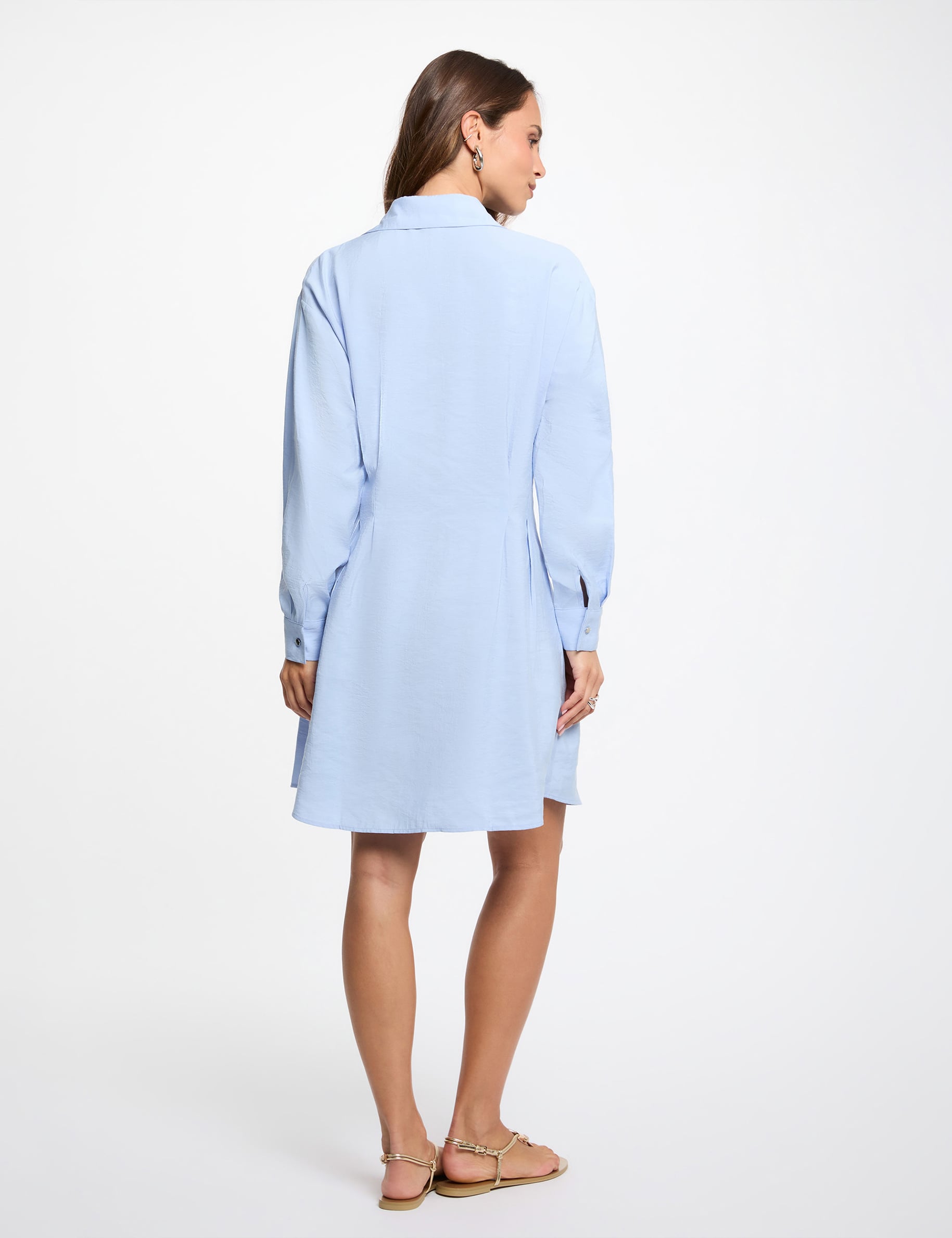 Vestido camisero con pliegues azul cielo mujer