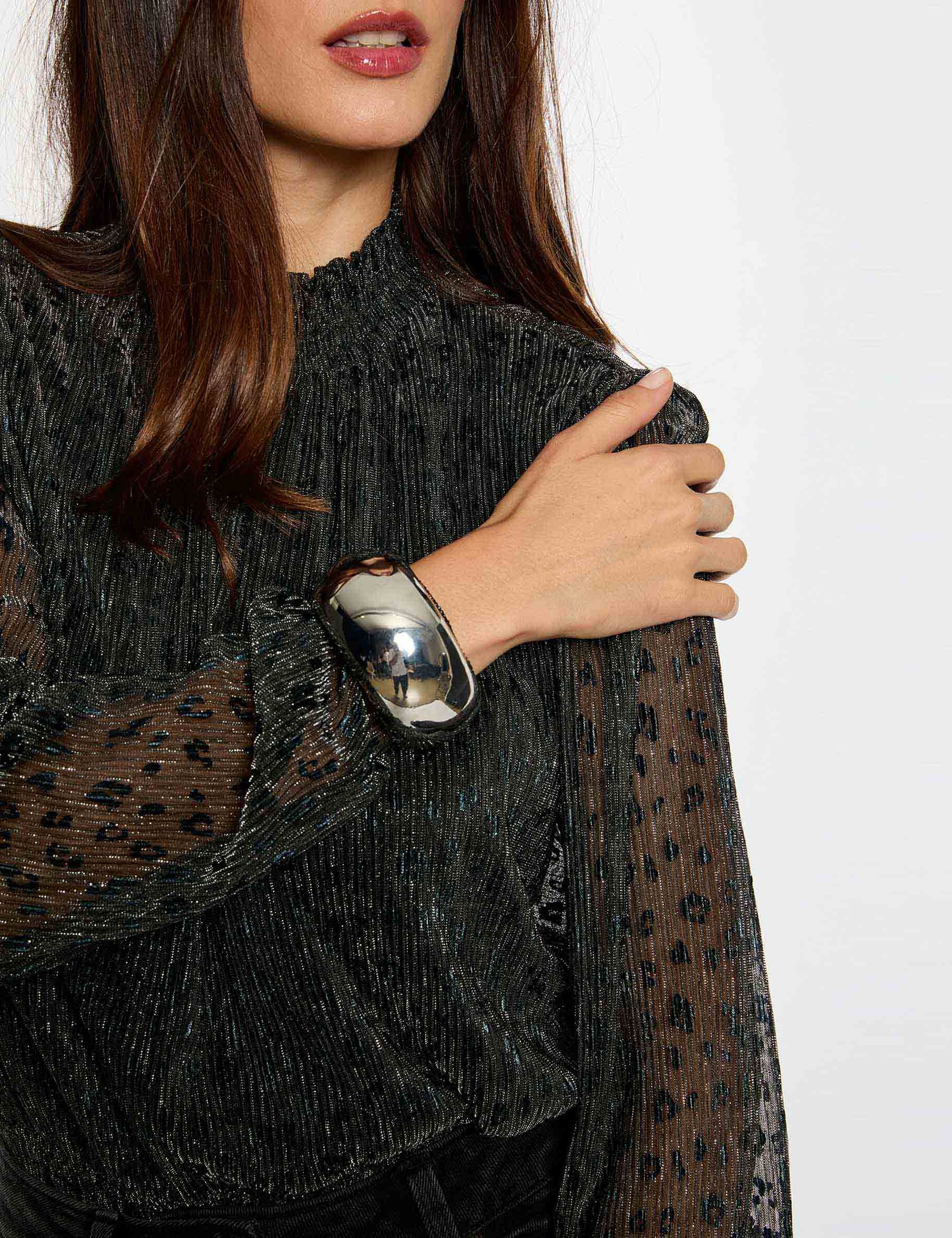 Camiseta de cuello alto negro mujer