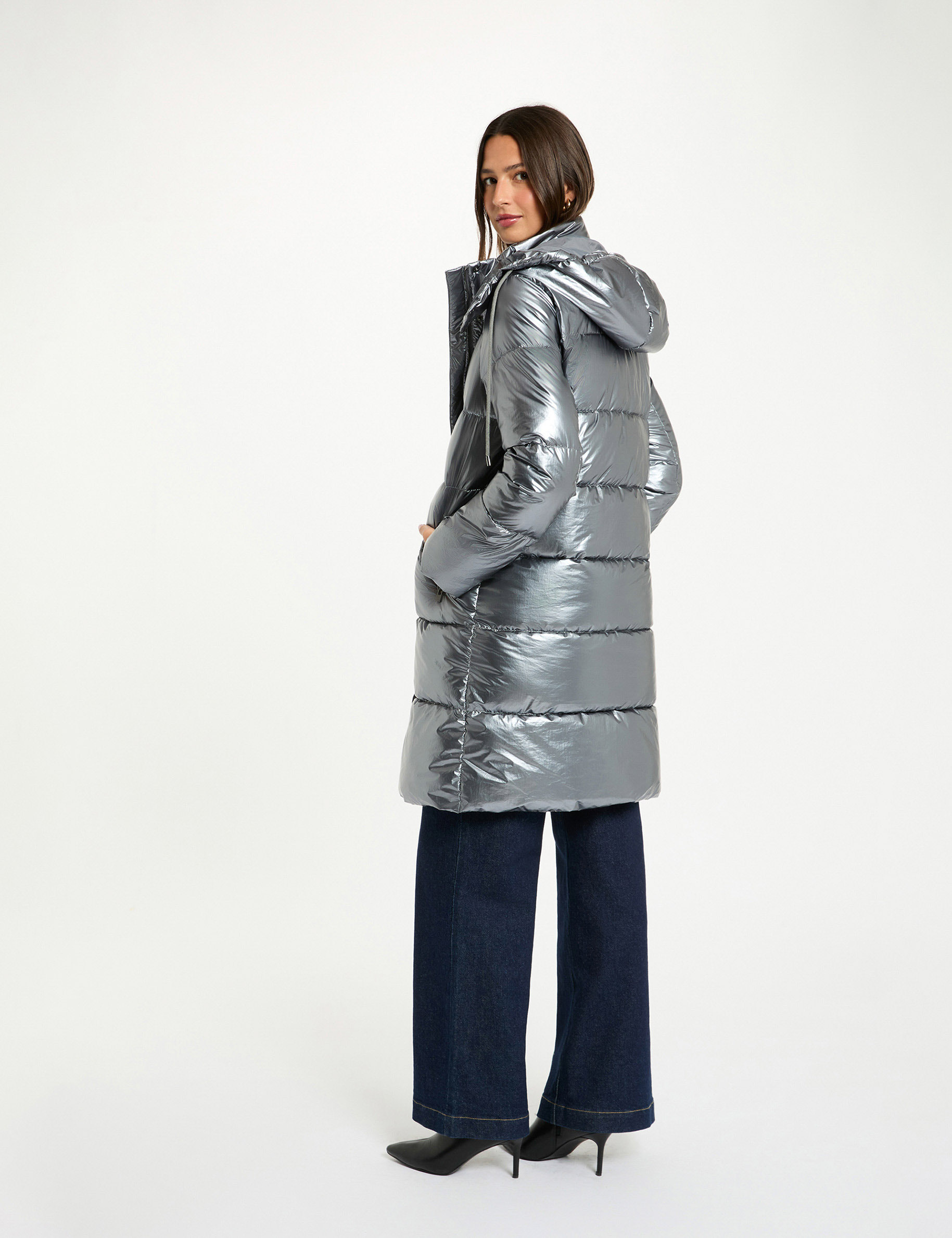 Abrigo acolchado largo brillante couleur argent mujer