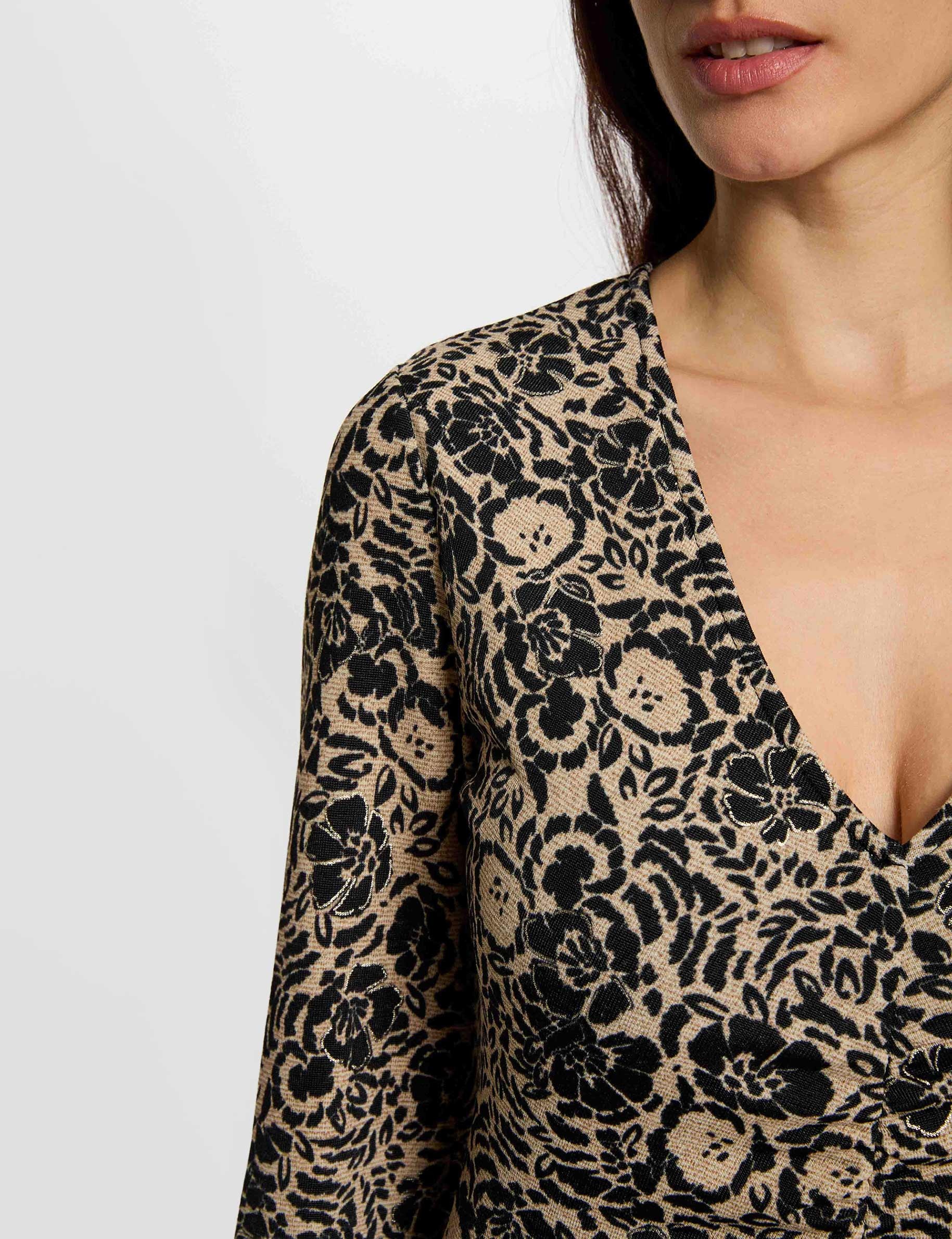 Vestido de punto con cuello v multicolor mujer