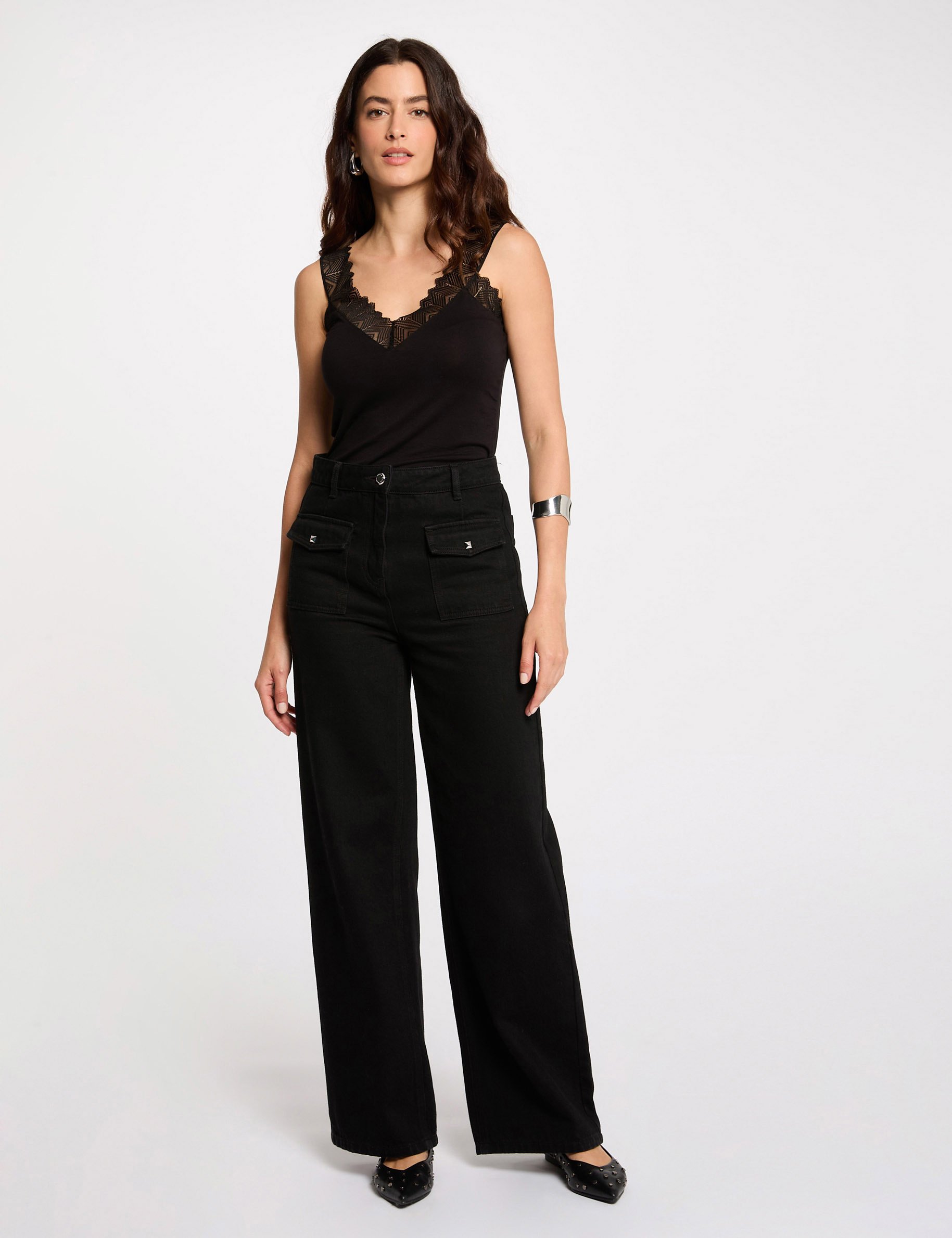 Top con encaje negro mujer