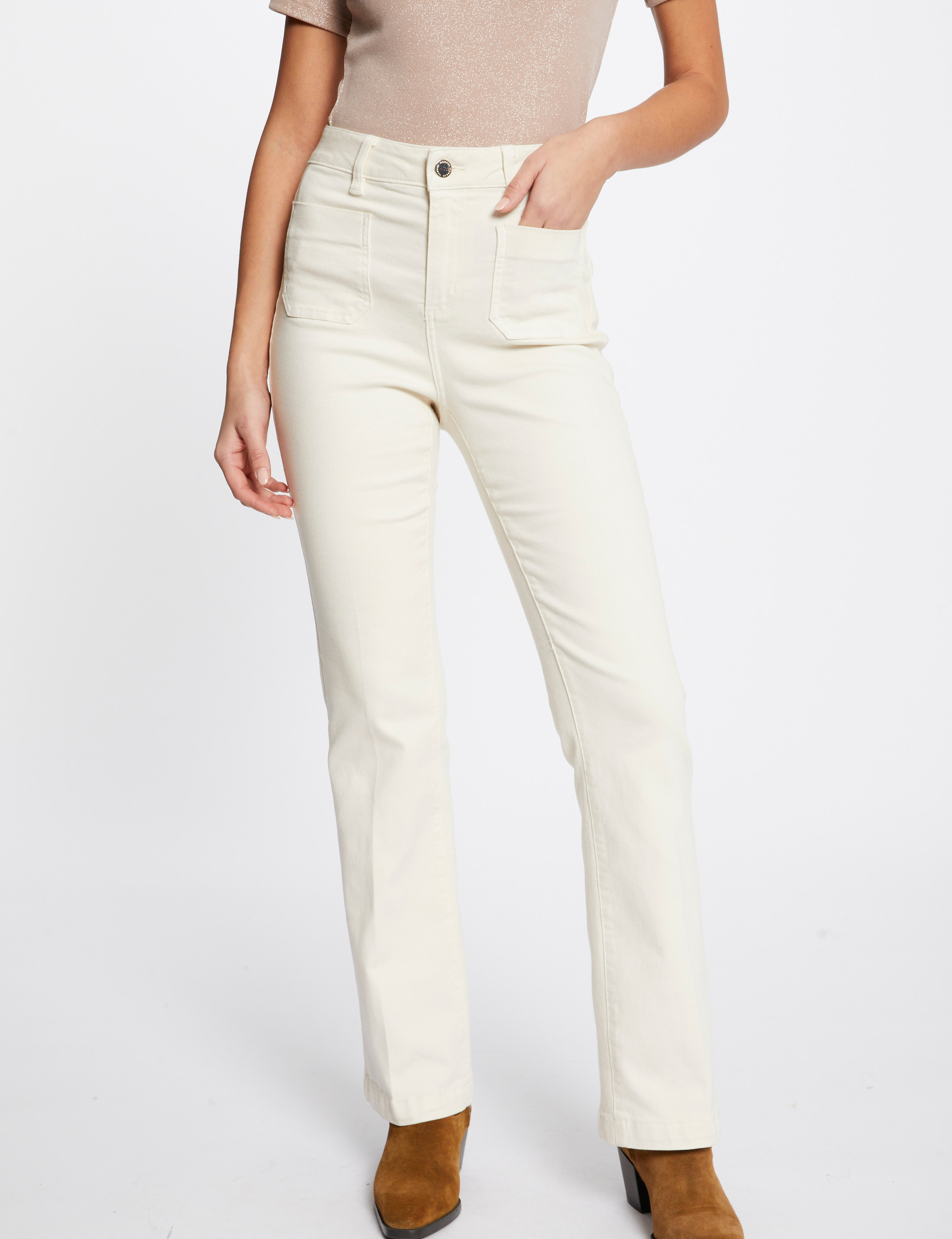 pantalon recto con pinzas marfil mujer Pantalón recto con pinzas marfil mujer