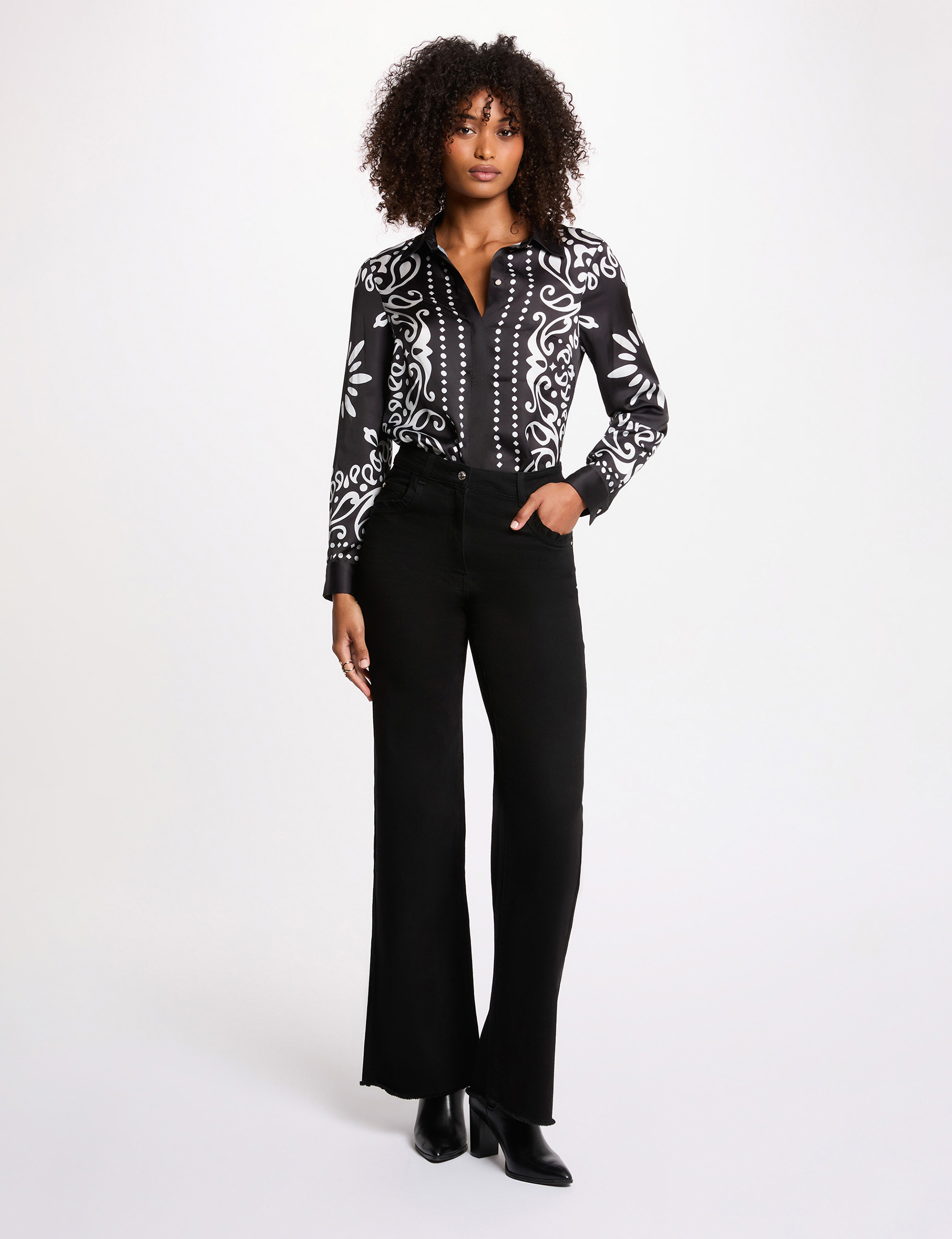 Camisa fluida estampada negro mujer
