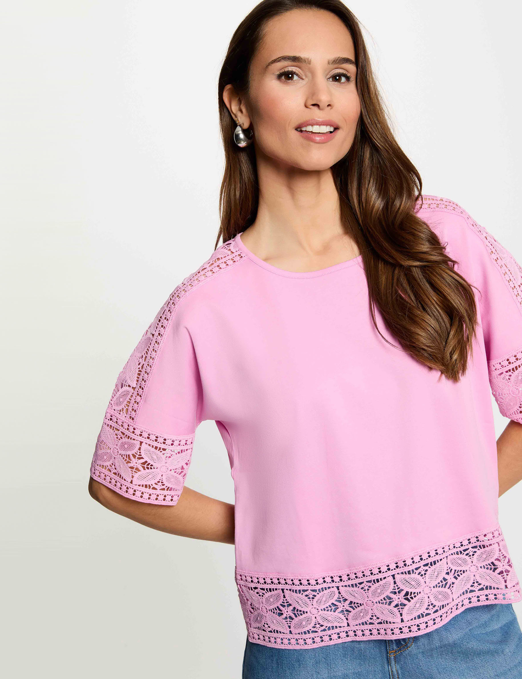 Camiseta de encaje cuello redondo rosa mujer