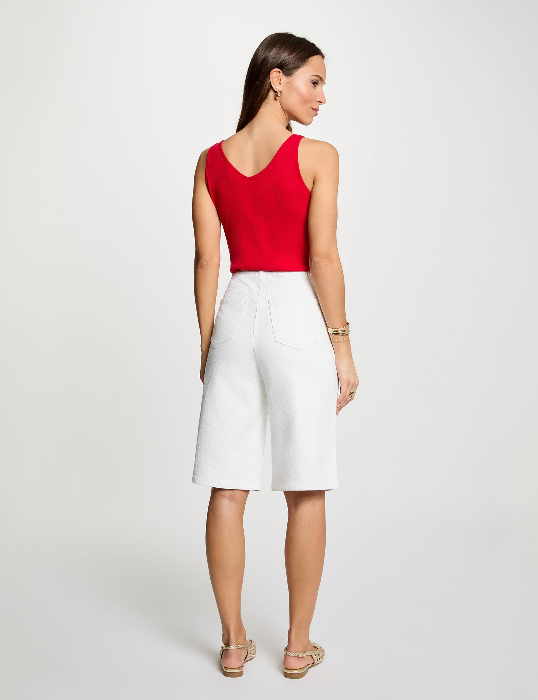 Camiseta ajustada cuello v rojo mujer