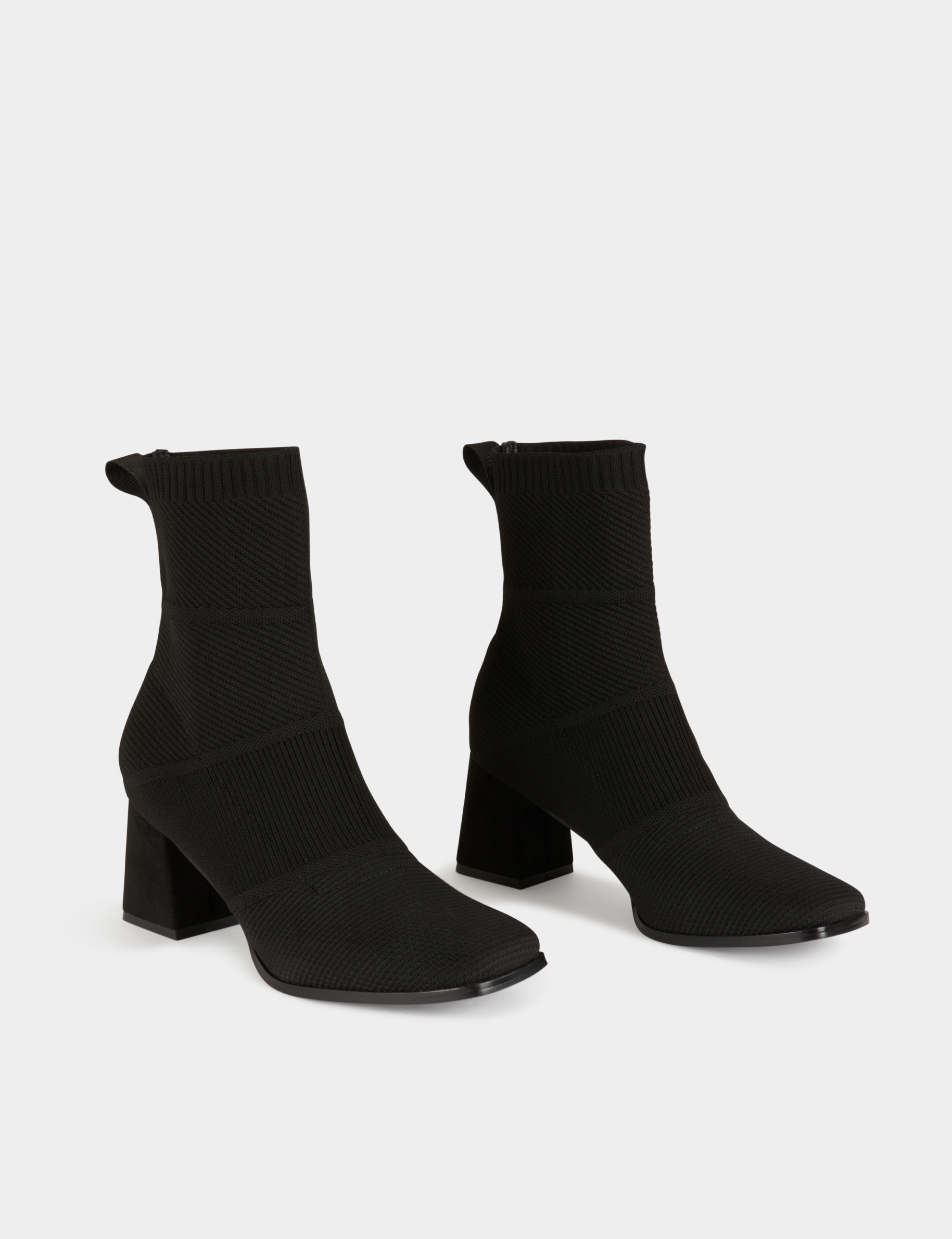 botines acanalados de tacones cuadrados negro mujer Botines acanalados de tacones cuadrados negro mujer