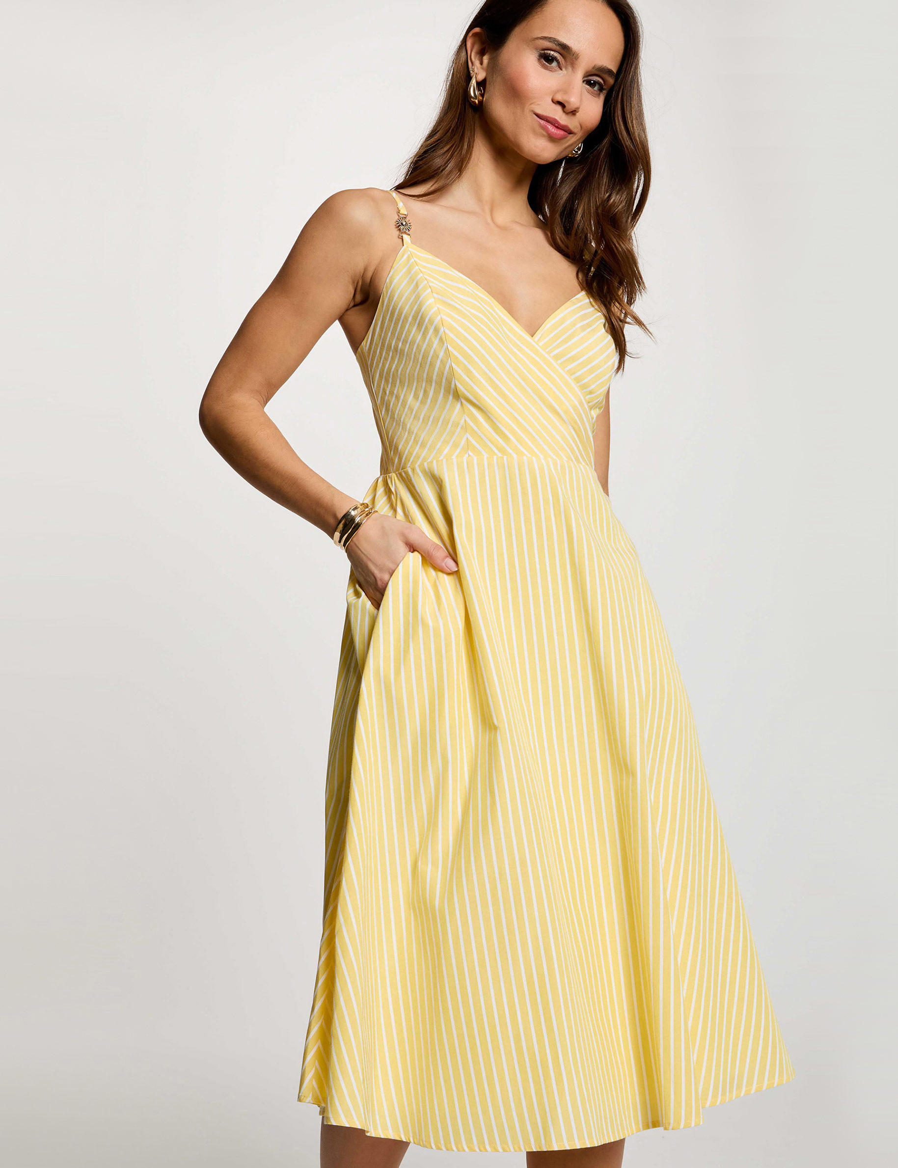 Vestido cruzado de rayas amarillo claro mujer