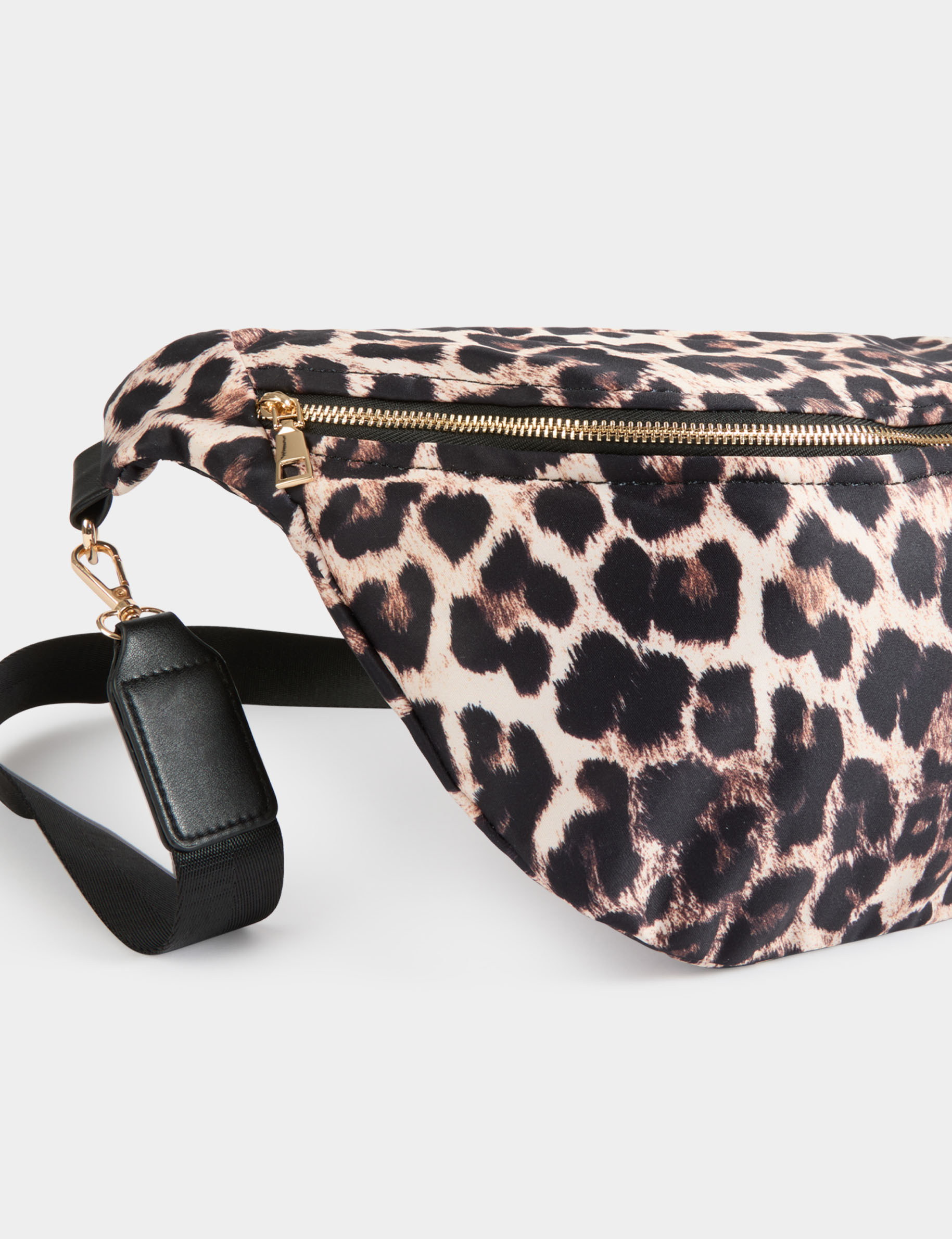 rinonera estampado leopardo multicolor mujer Riñonera estampado leopardo multicolor mujer