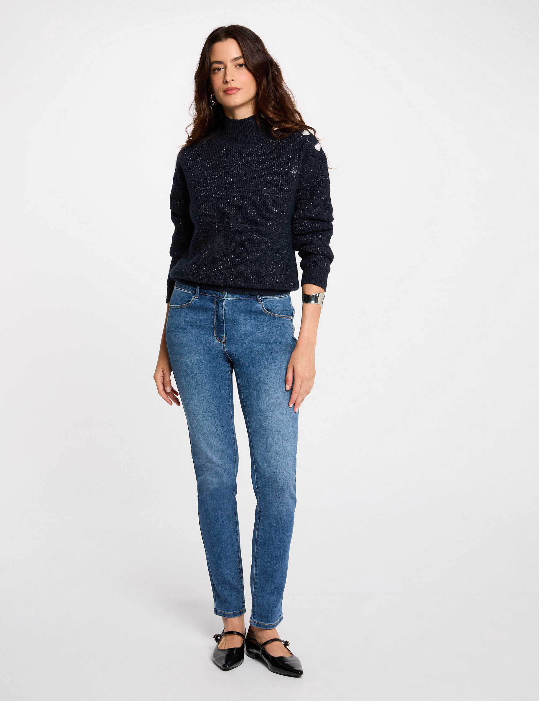 Vaquero slim talle est&aacute;ndar denim stone mujer
