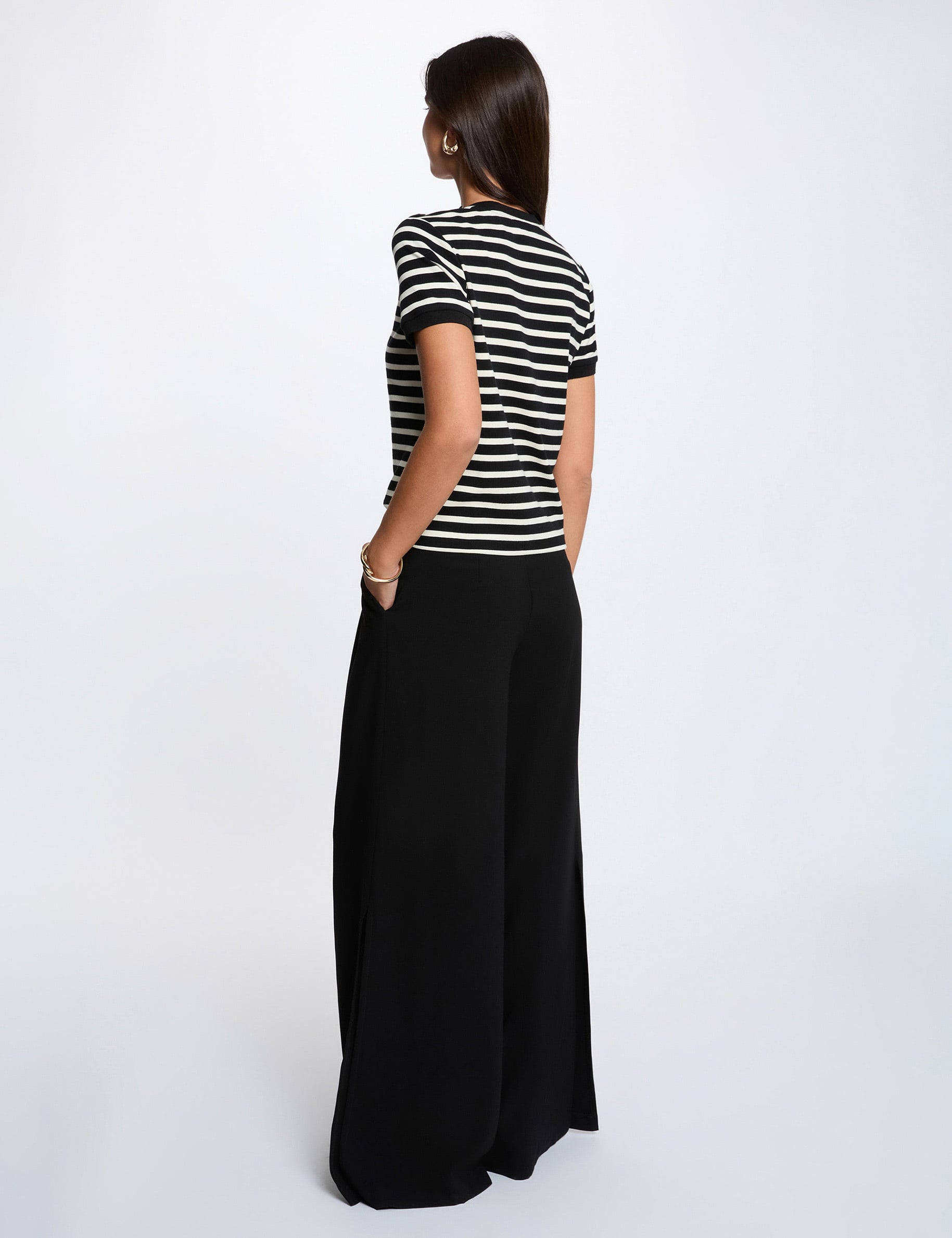 Camiseta de rayas con cuello redondo negro mujer