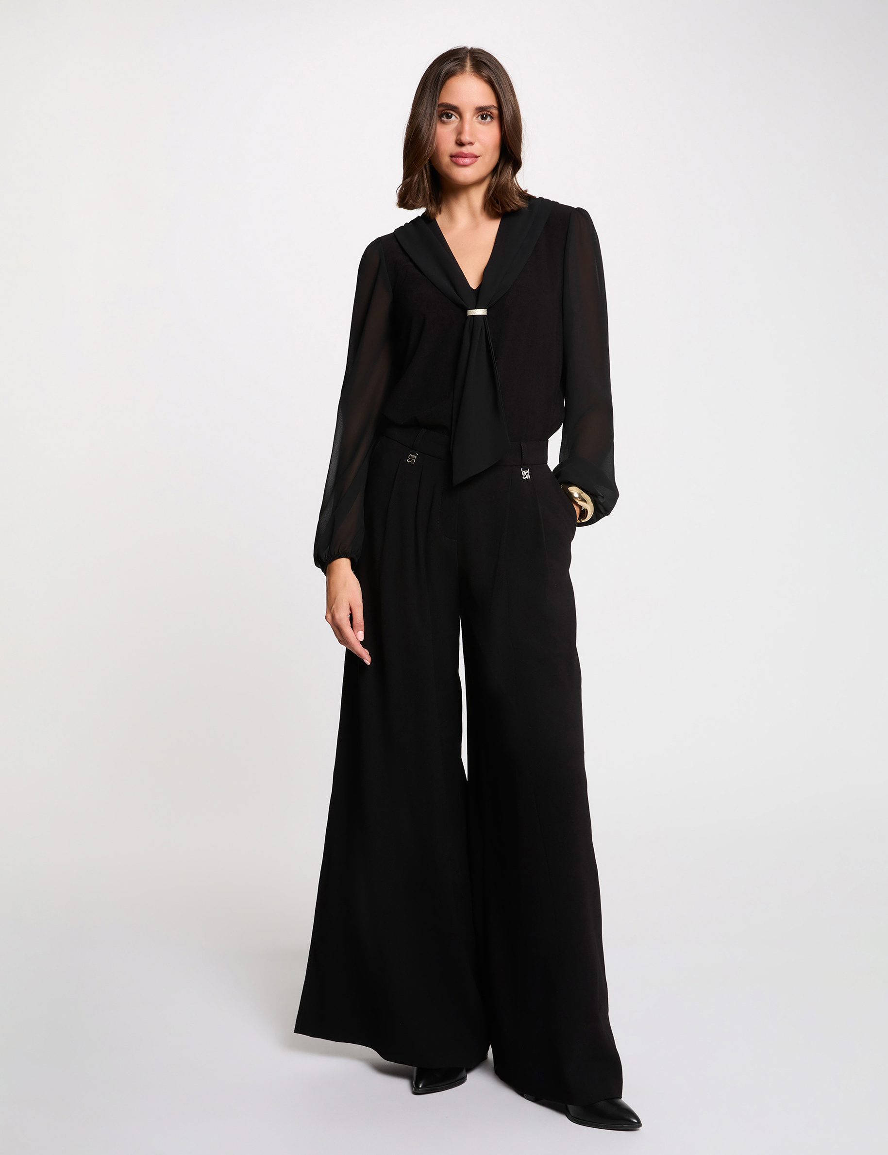 Camiseta de voile con cuello lazada negro mujer