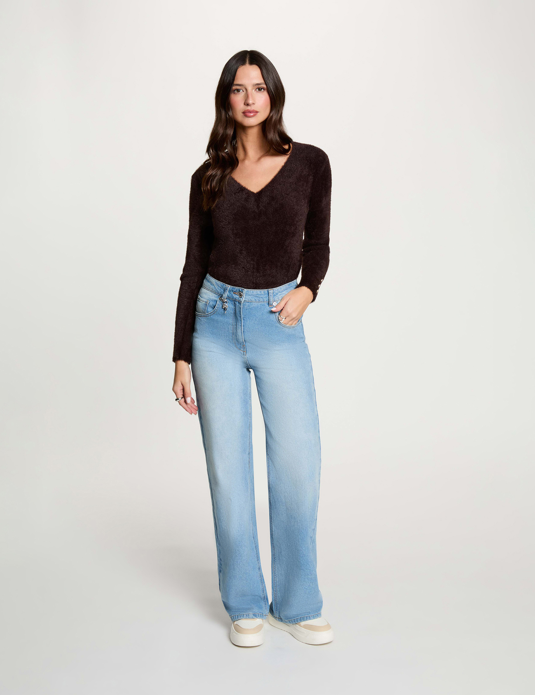 Jersey cuello v mangas largas marr&oacute;n oscuro mujer