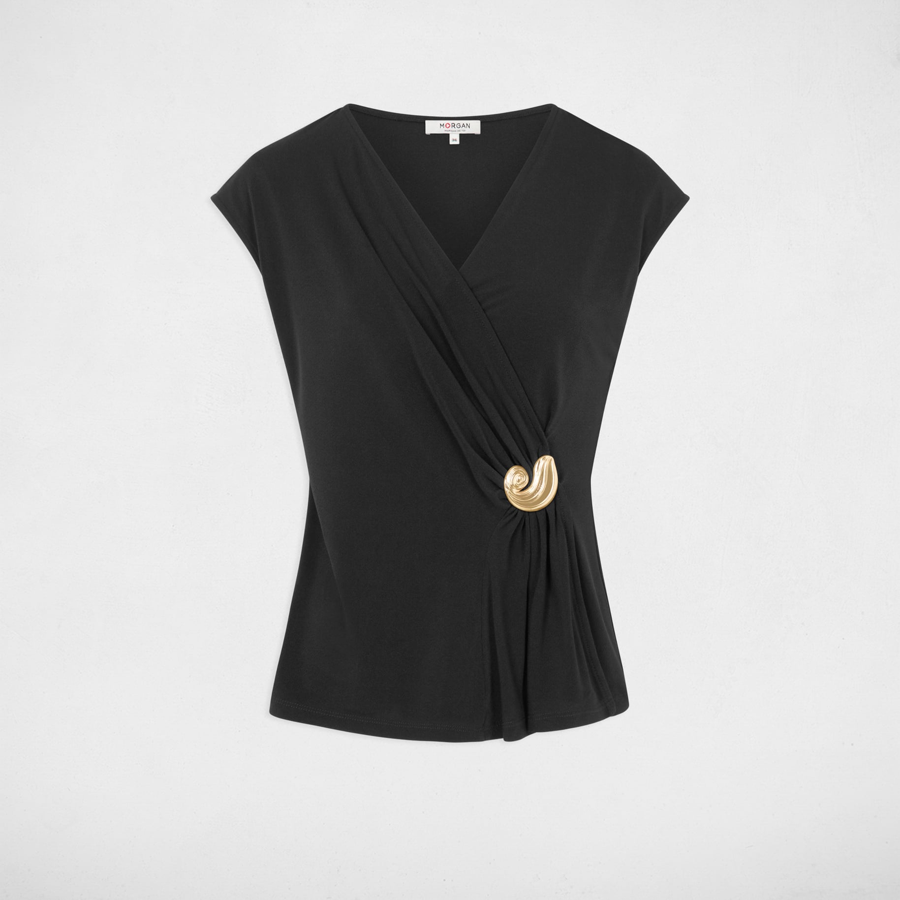 Top sin mangas cuello v negro mujer