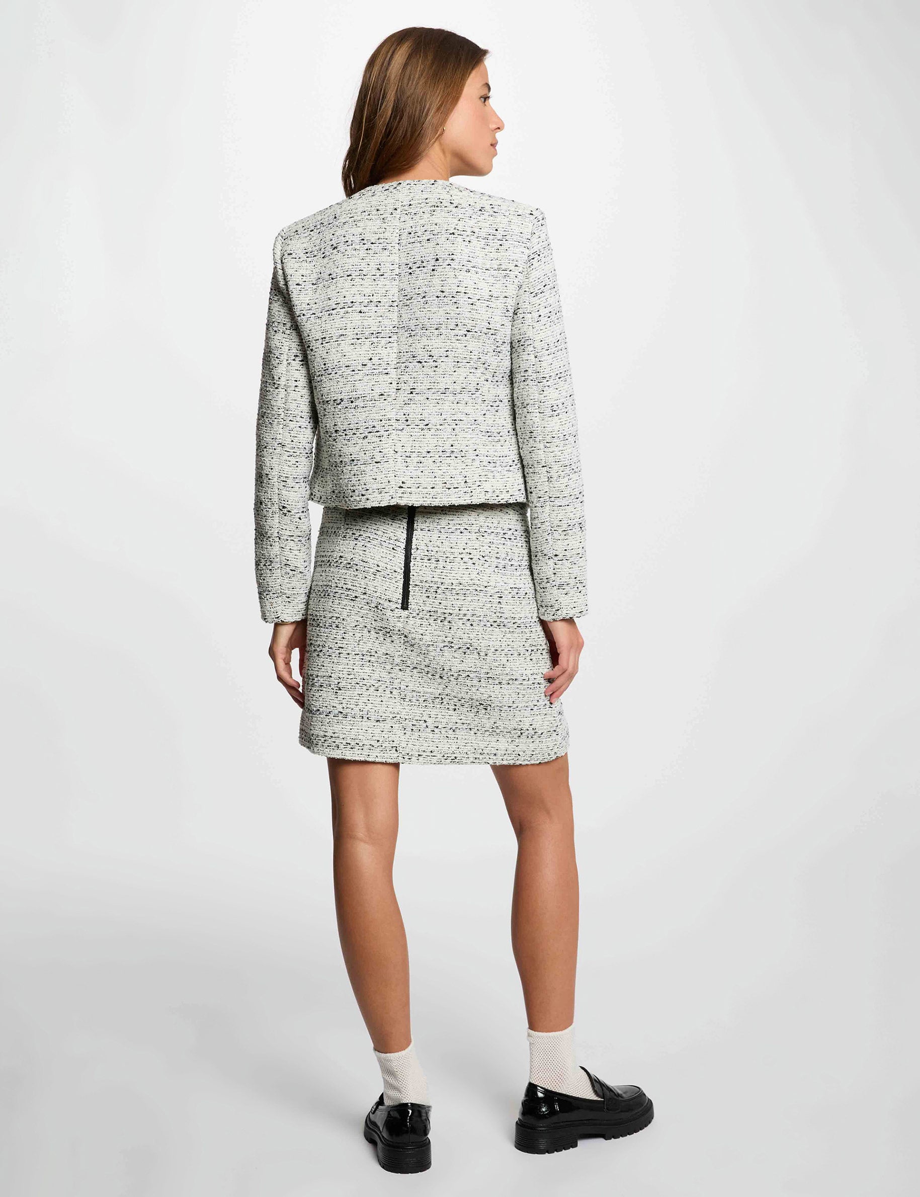 Chaqueta recta con cuello redondo marfil mujer