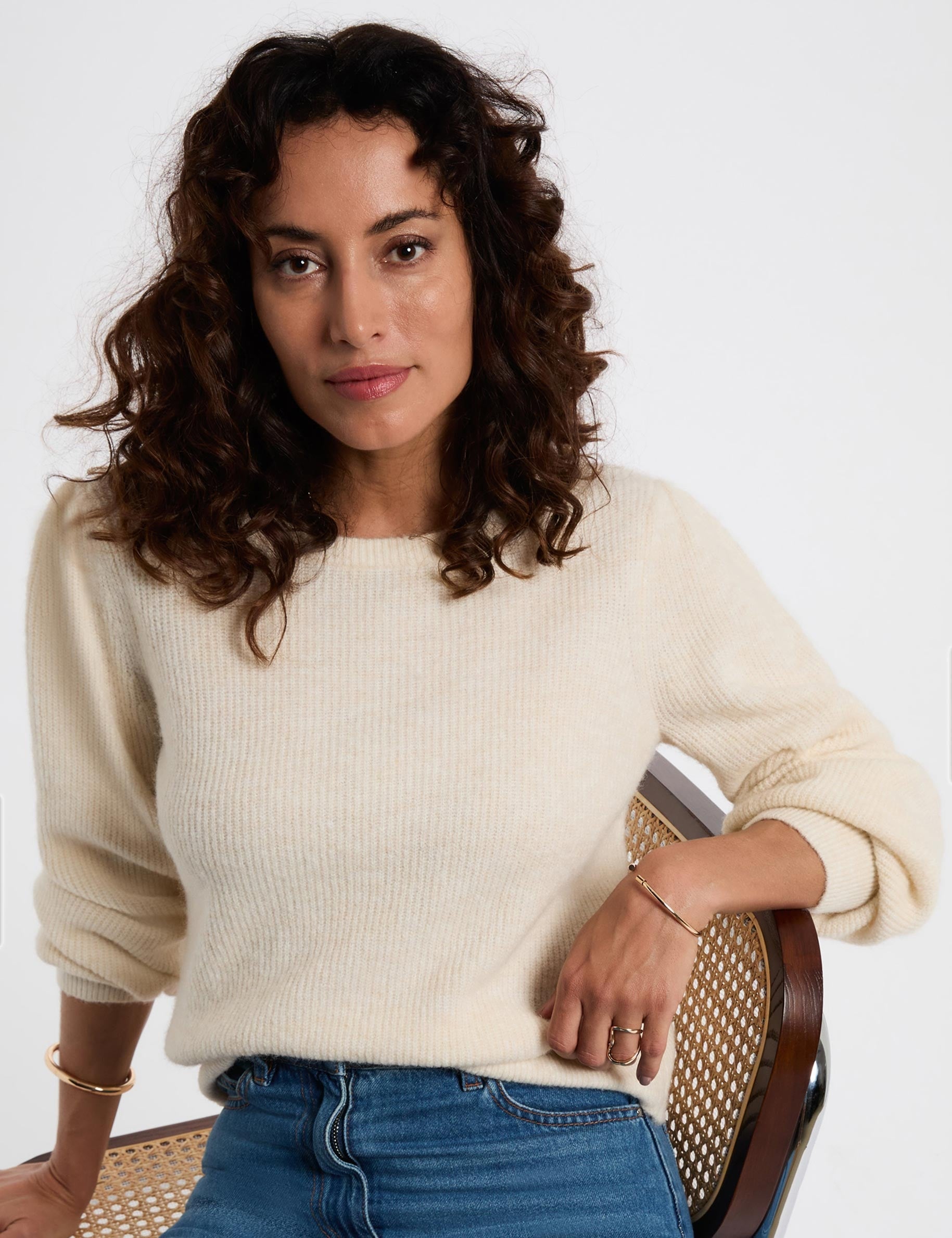 Jersey corto ajustado marfil mujer