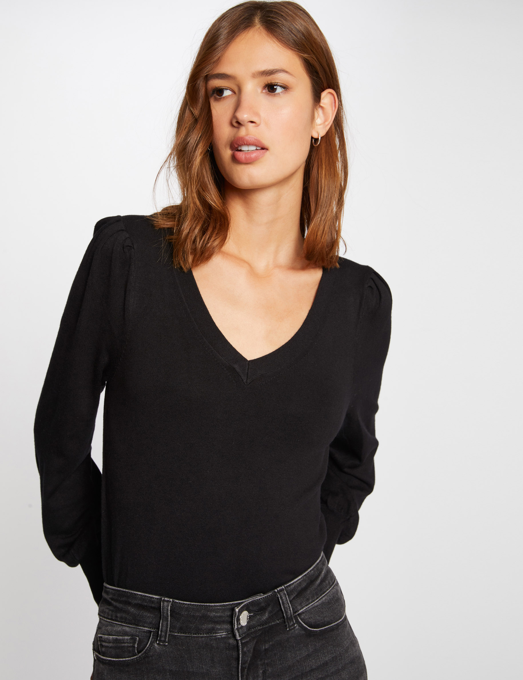 Jersey manga larga con escote en V negro mujer