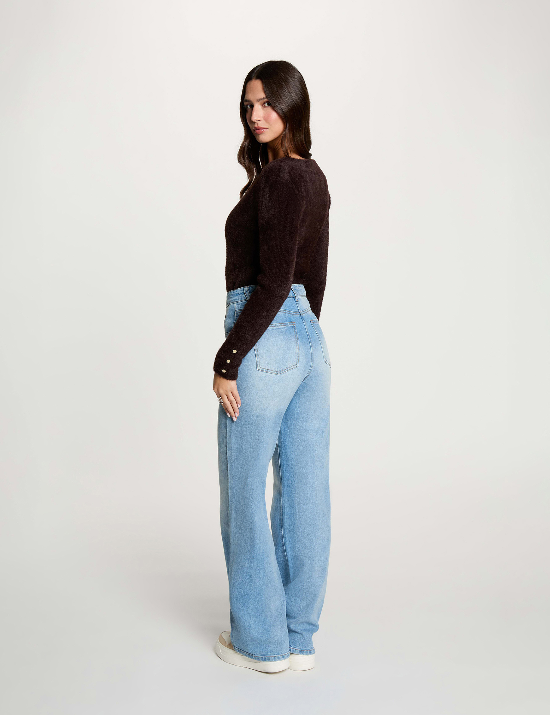 Jersey cuello v mangas largas marr&oacute;n oscuro mujer