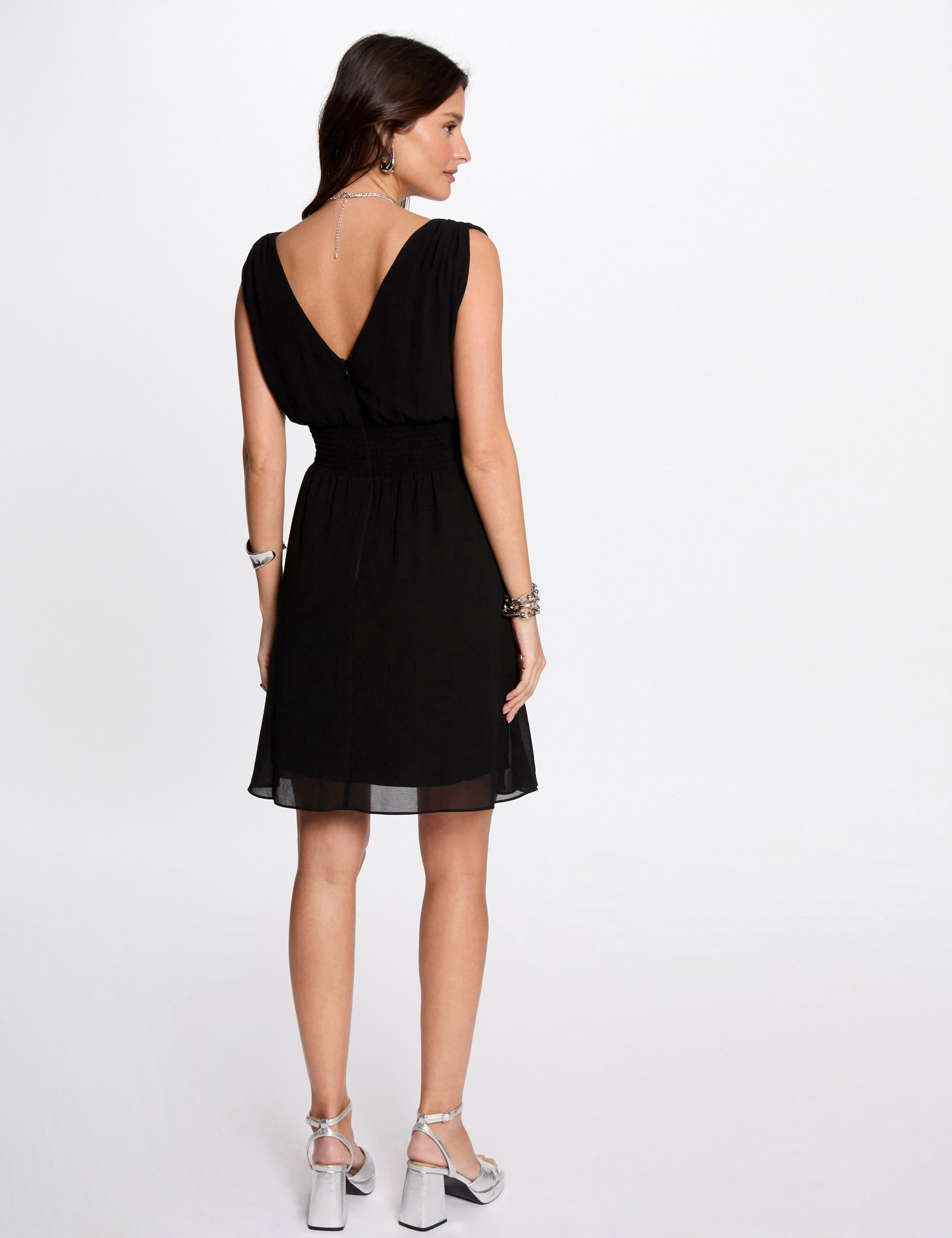 vestido corto acampanado negro mujer Vestido corto acampanado negro mujer