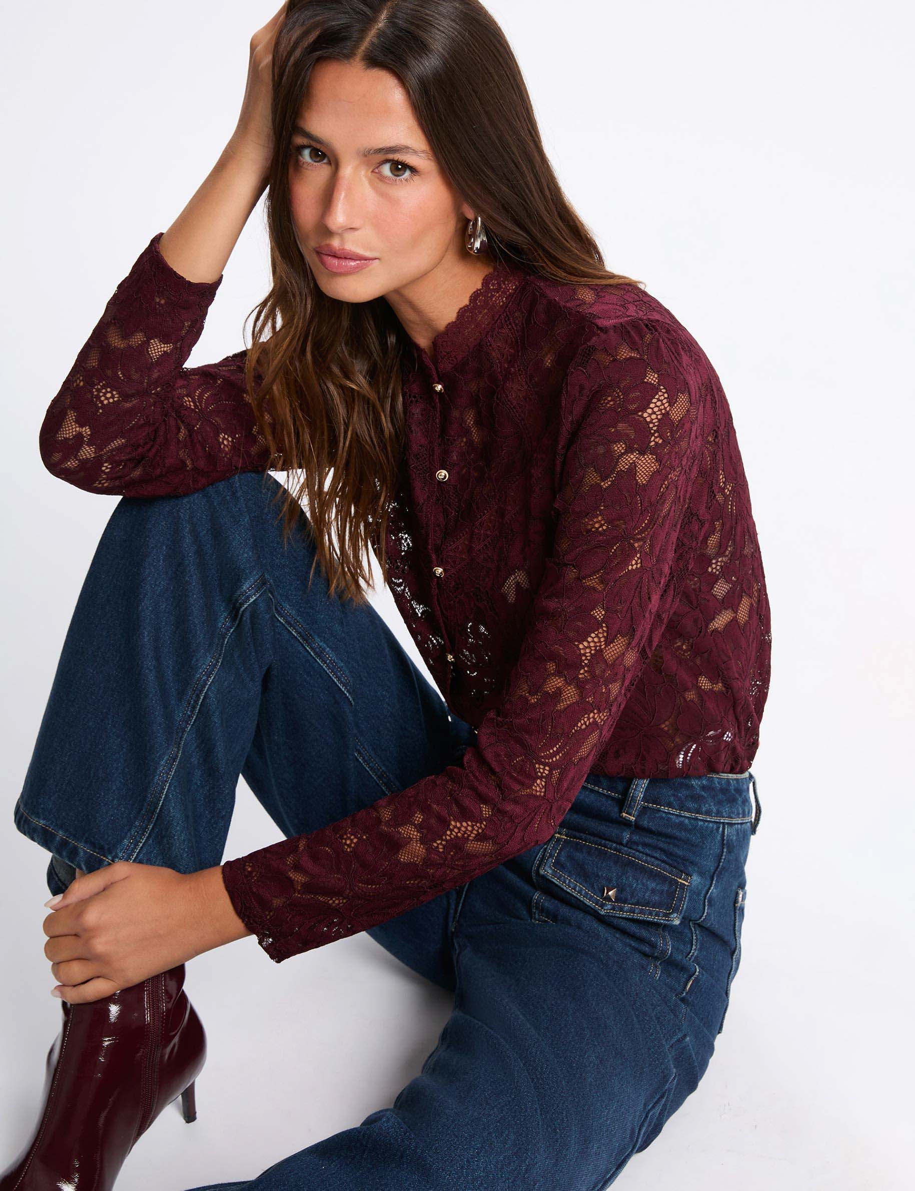 Camiseta encaje cuello alto ciruela mujer