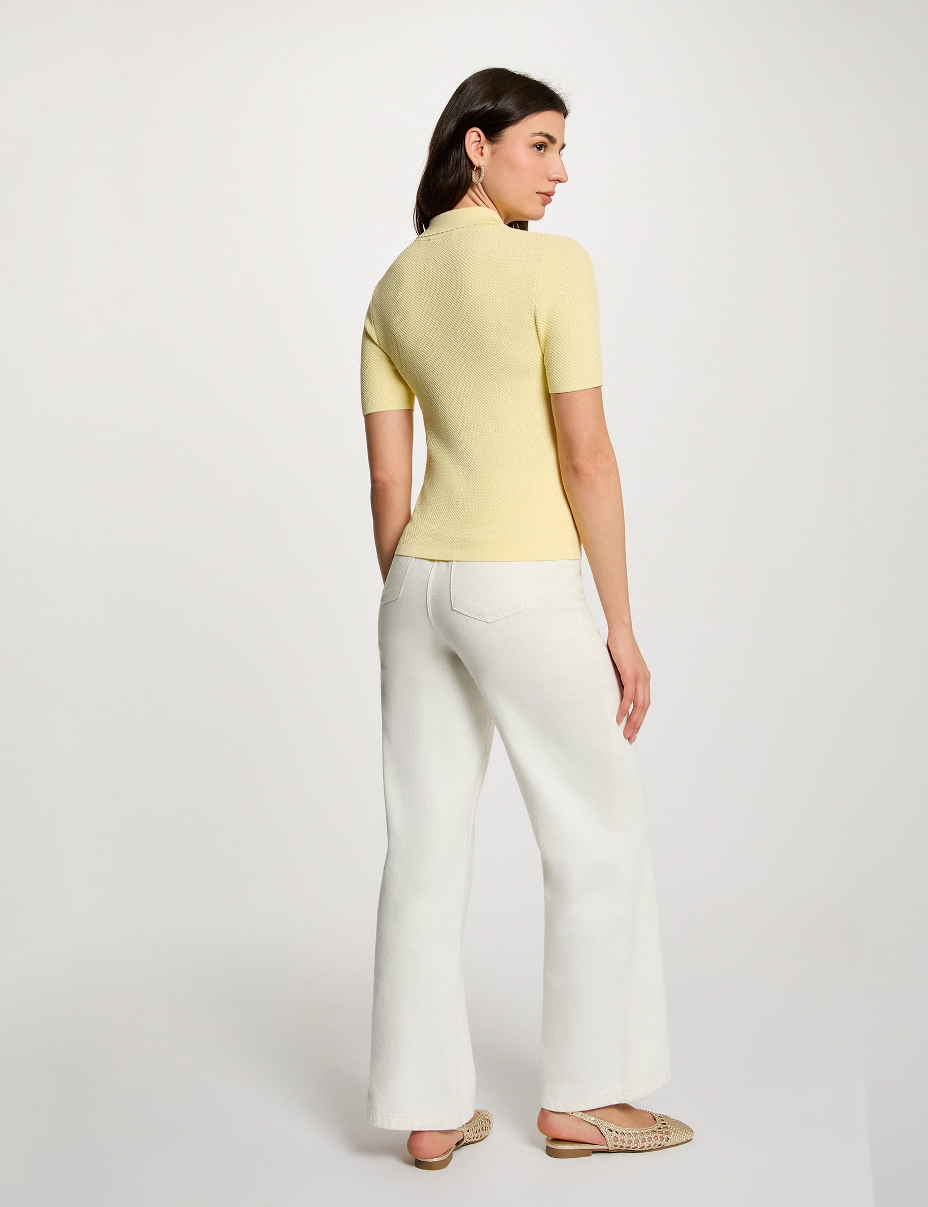 Jersey ajustado con cuello vuelto amarillo pastel mujer