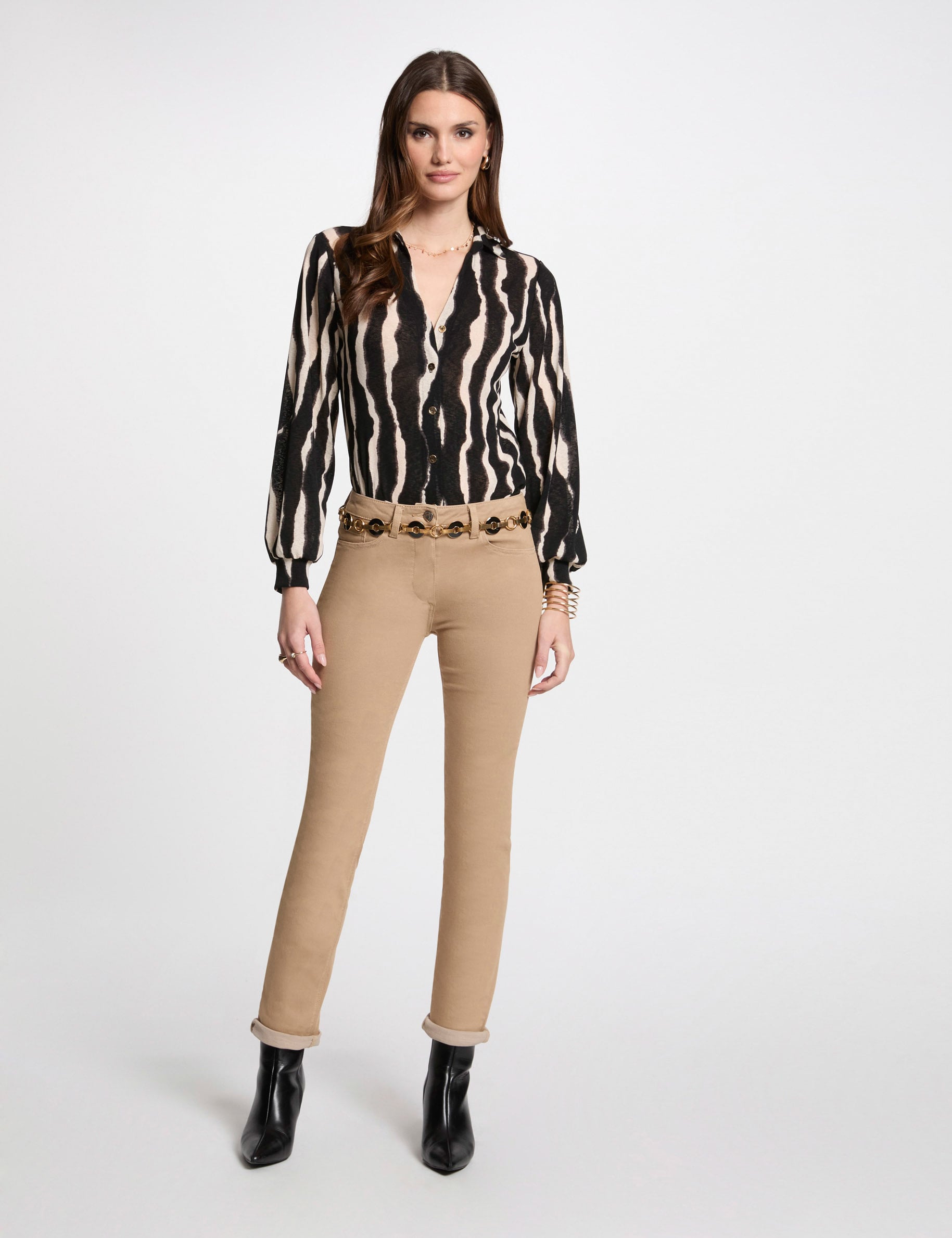 Pantal&oacute;n recto c&aacute;mel mujer