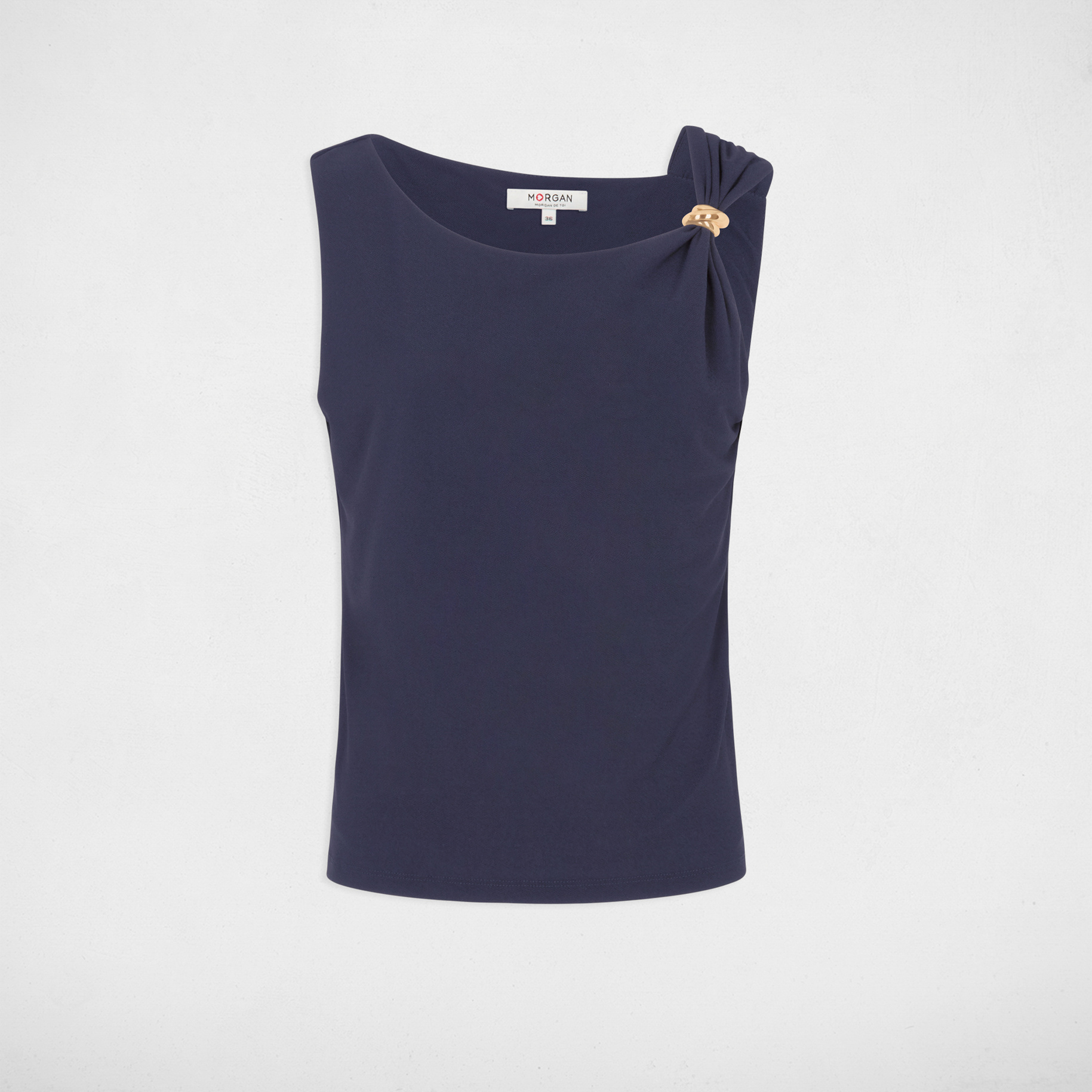 Camiseta asim&eacute;trica con joya azul marino mujer