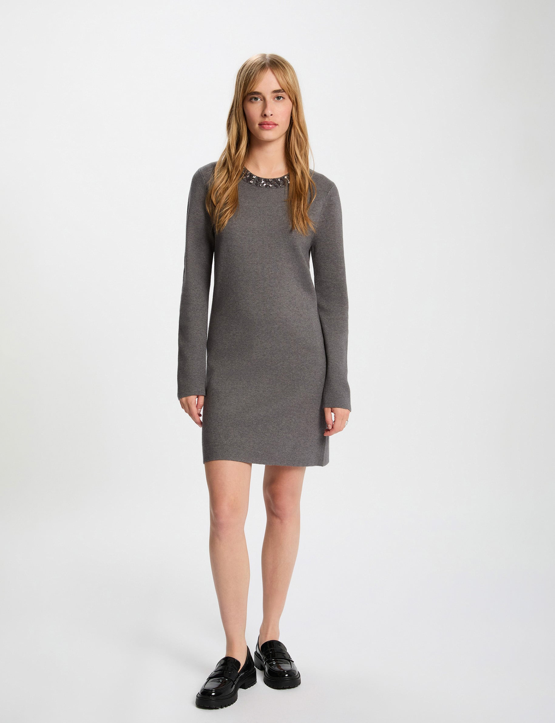 Vestido de punto con cuello redondo gris oscuro mujer