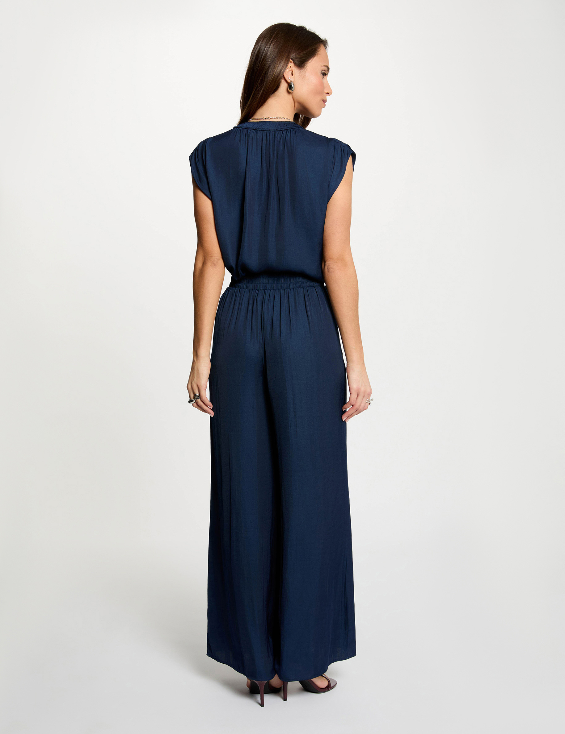 Blusa manga corta satinada azul marino mujer