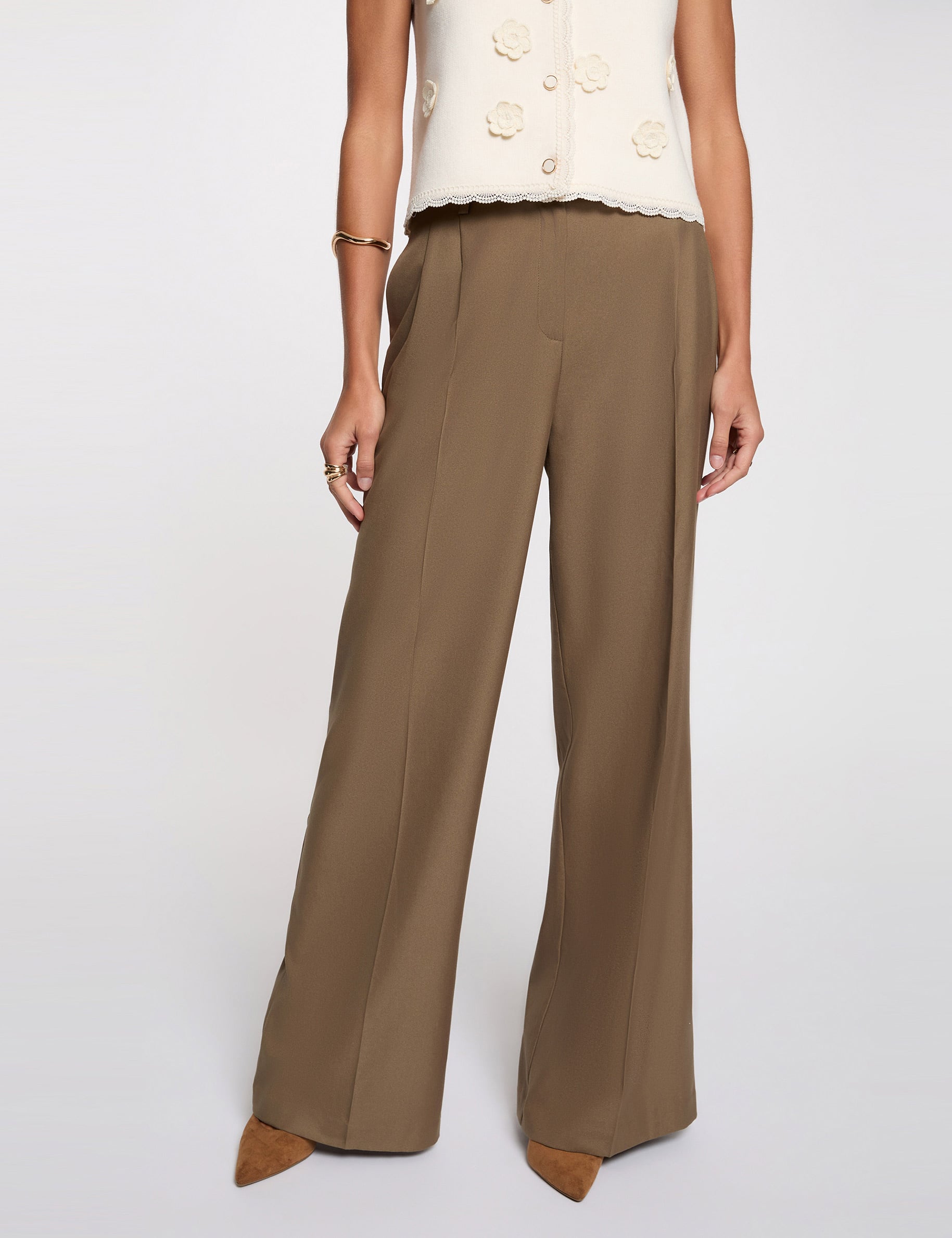 Pantal&oacute;n ancho con pliegues verde caqui mujer