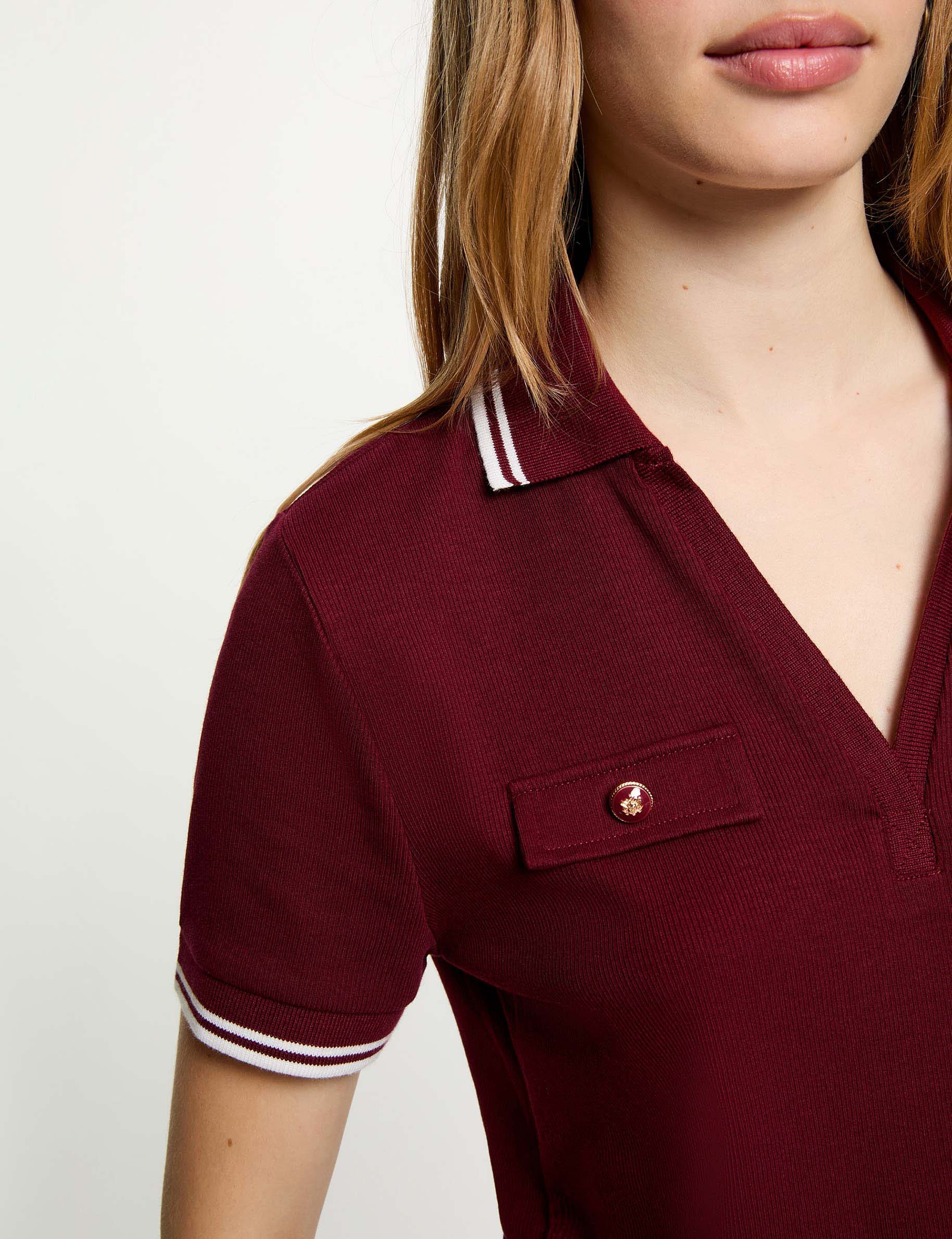 Polo ajustado burdeos mujer
