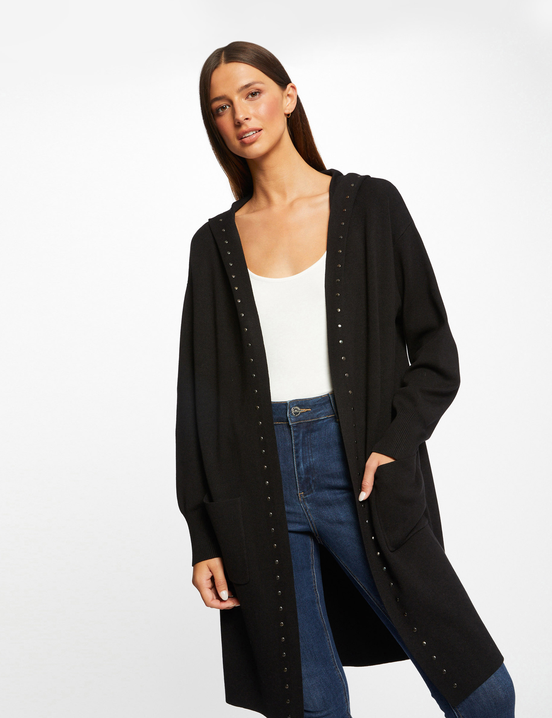 cardigan largo con capucha y tachuelas negro mujer Cárdigan largo con capucha y tachuelas negro mujer