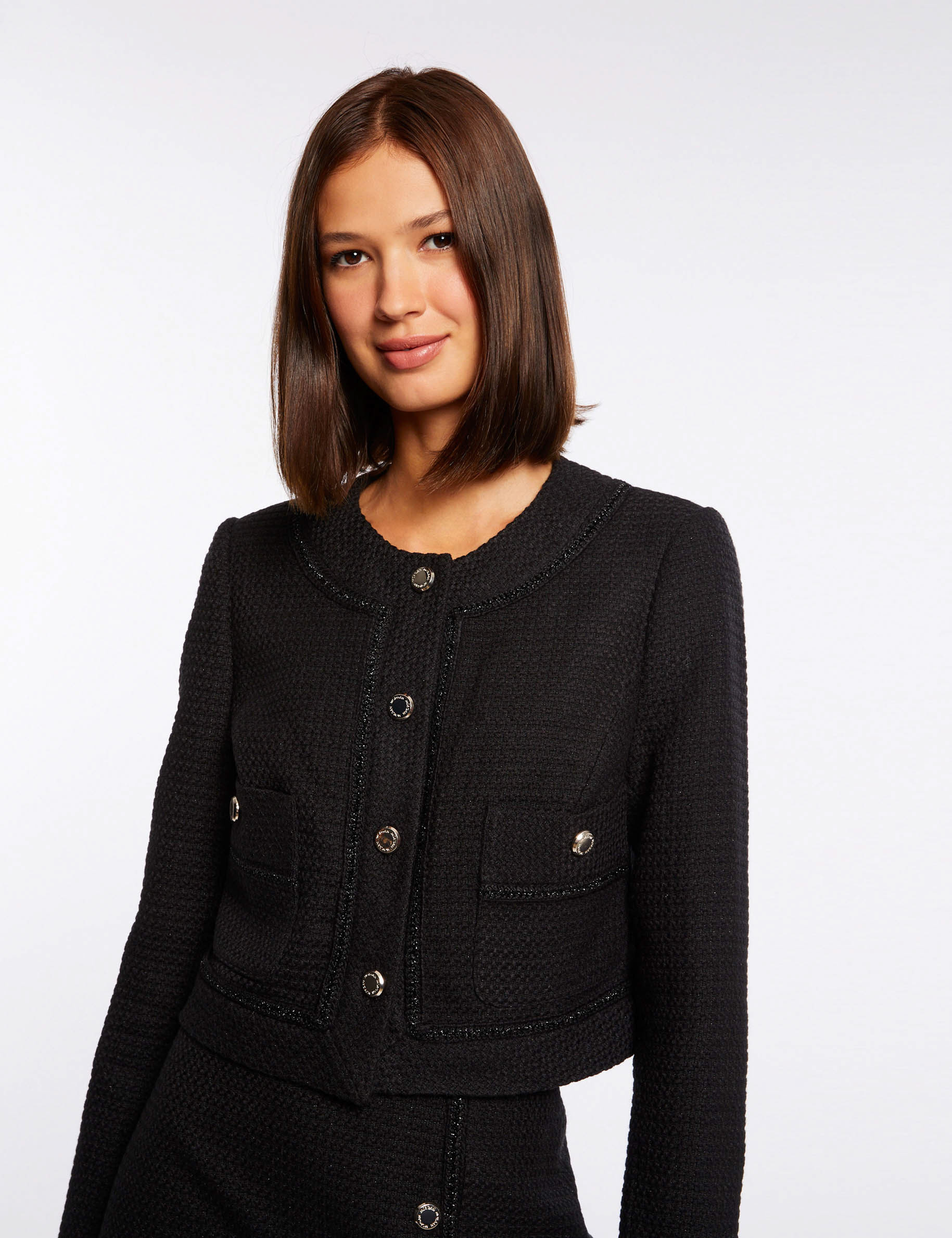 Chaqueta recta abotonada negro mujer Chaqueta recta abotonada negro mujer