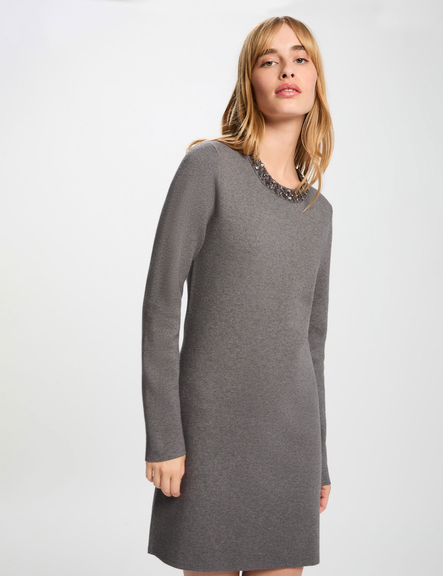 Vestido de punto con cuello redondo gris oscuro mujer