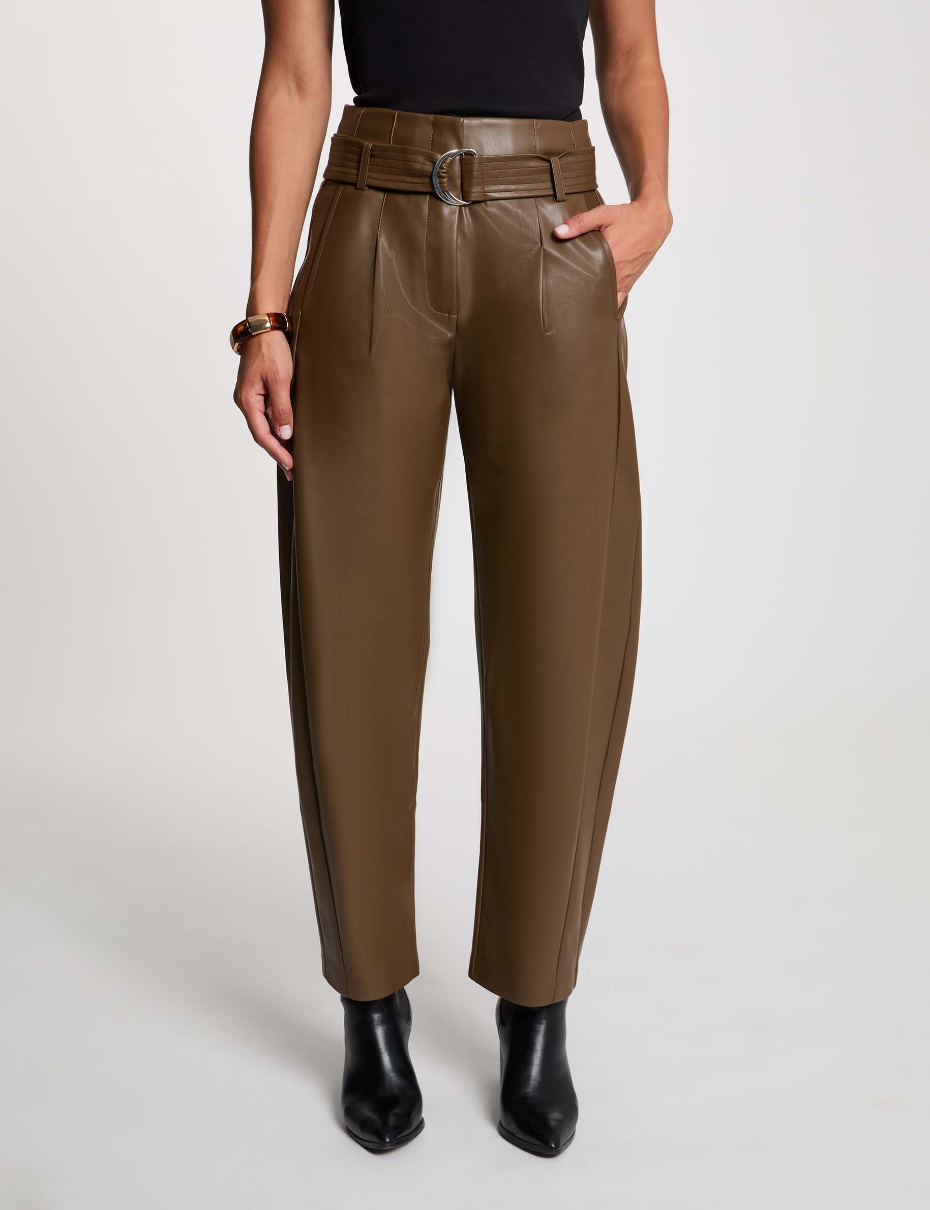 Pantal&oacute;n ancho de tiro alto verde caqui mujer