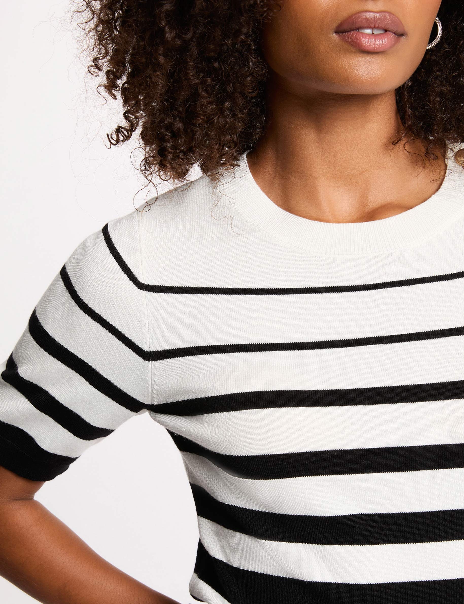 Jersey de rayas con mangas cortas blanco mujer
