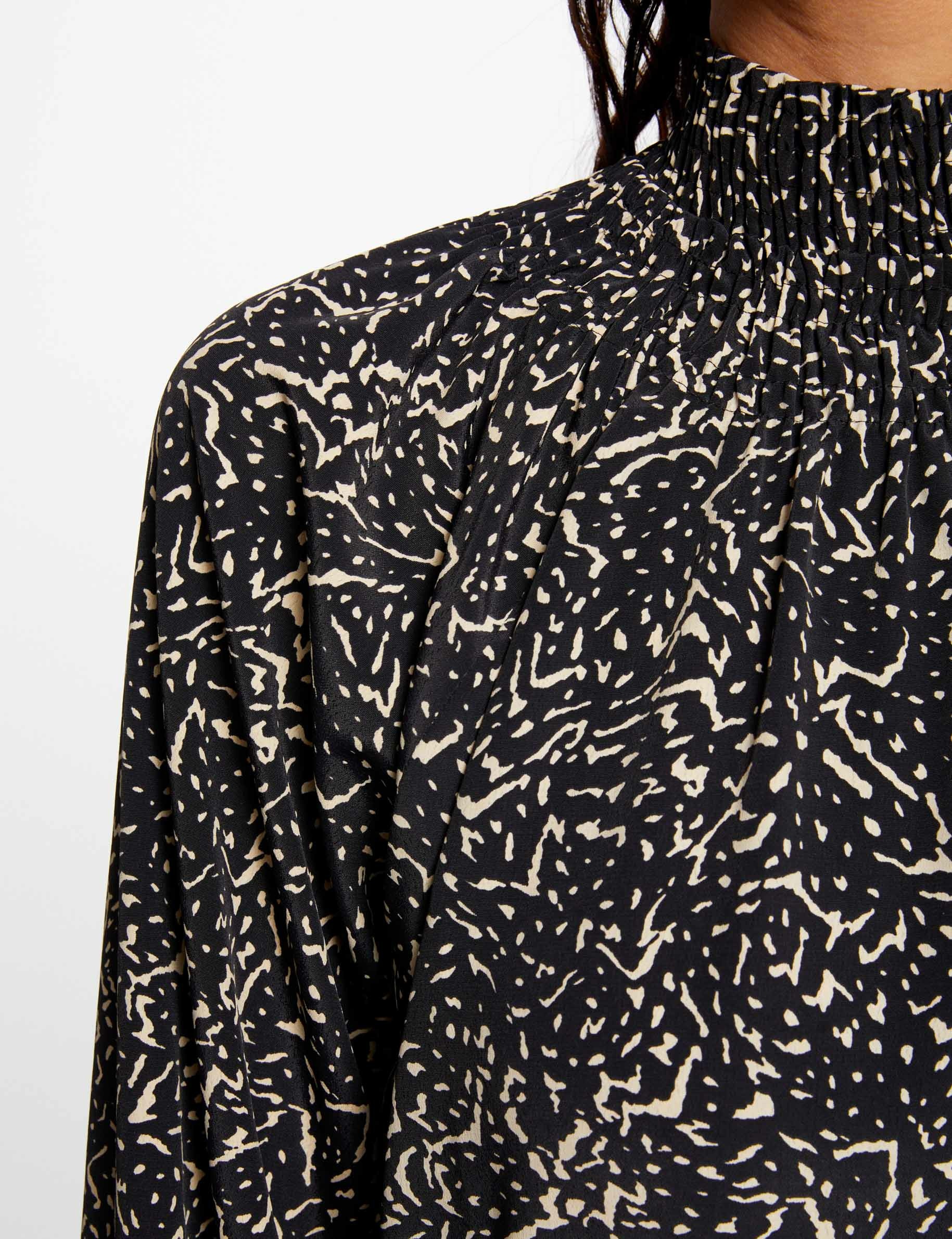 Blusa manga larga estampado abstracto multico mujer