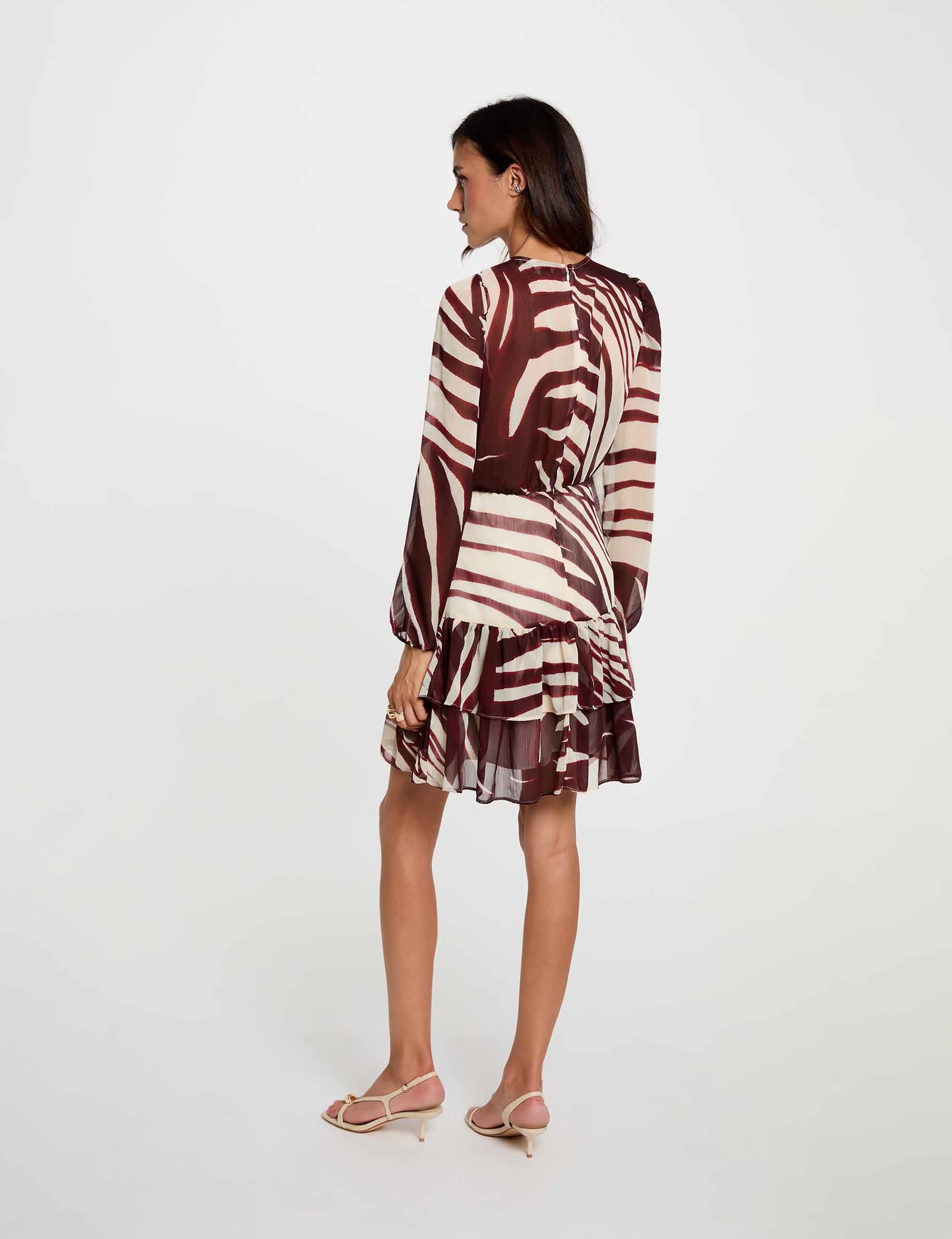 Vestido corto con cuello en V multicolor mujer