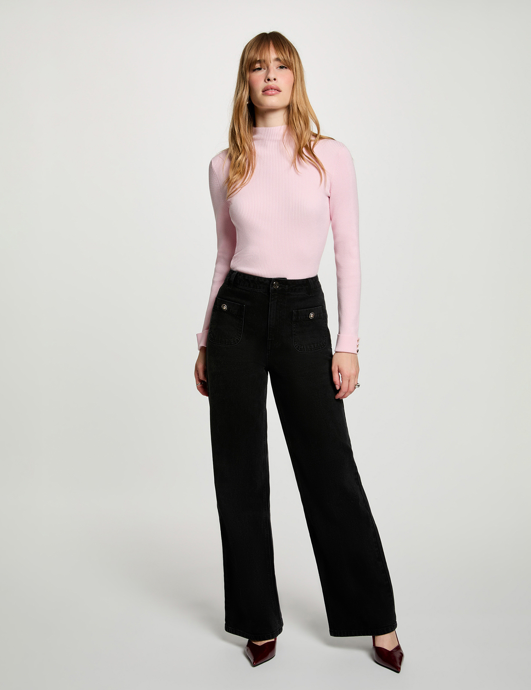 Jersey de cuello alto rosa pastel mujer