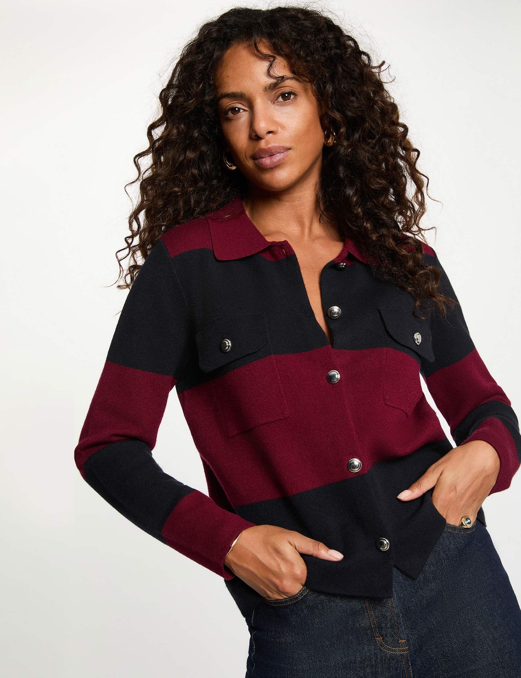 Jersey de rayas con cuello vuelto burdeos mujer