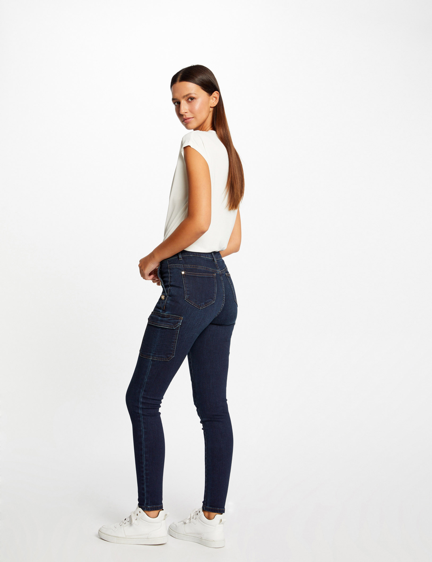 vaquero cargo skinny con botones vaquero en bruto mujer Vaquero cargo skinny con botones vaquero en bruto mujer