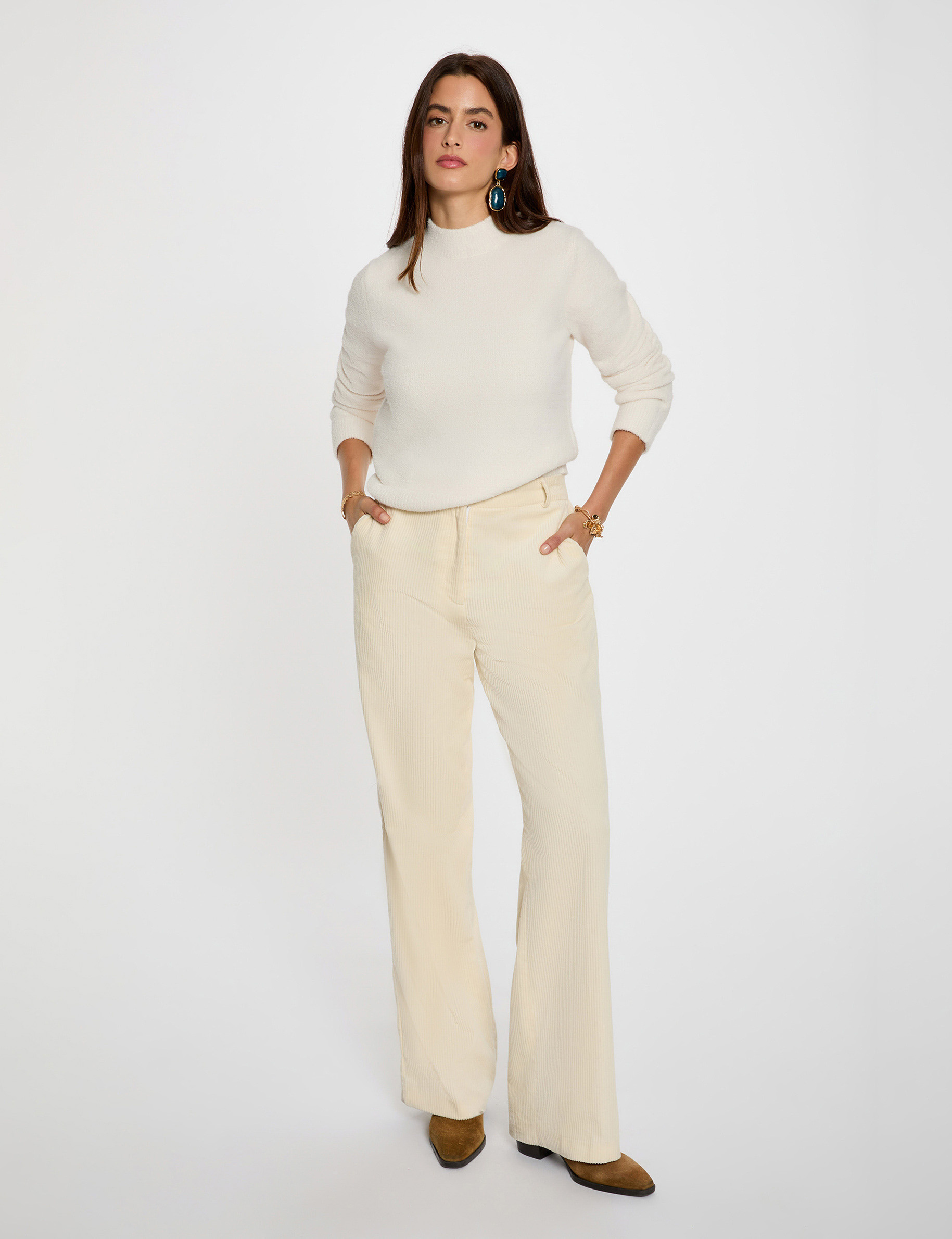 Jersey ajustado de cuello alto marfil mujer