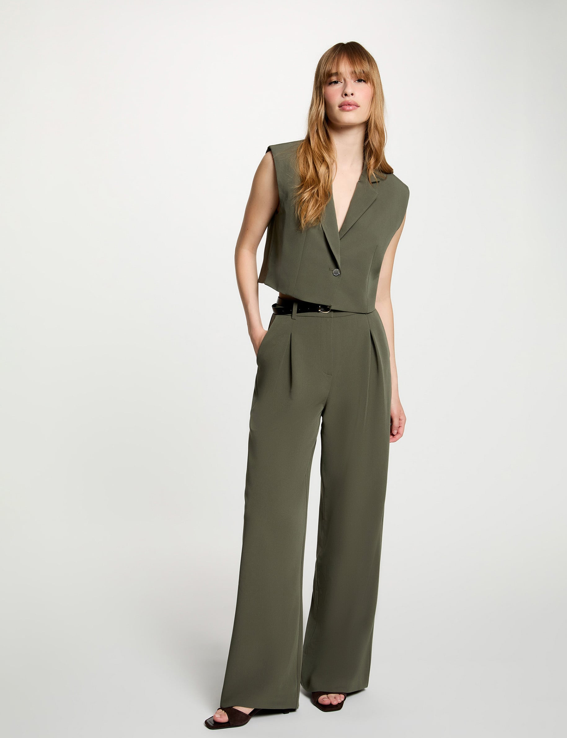 Chaleco cropped verde caqui mujer