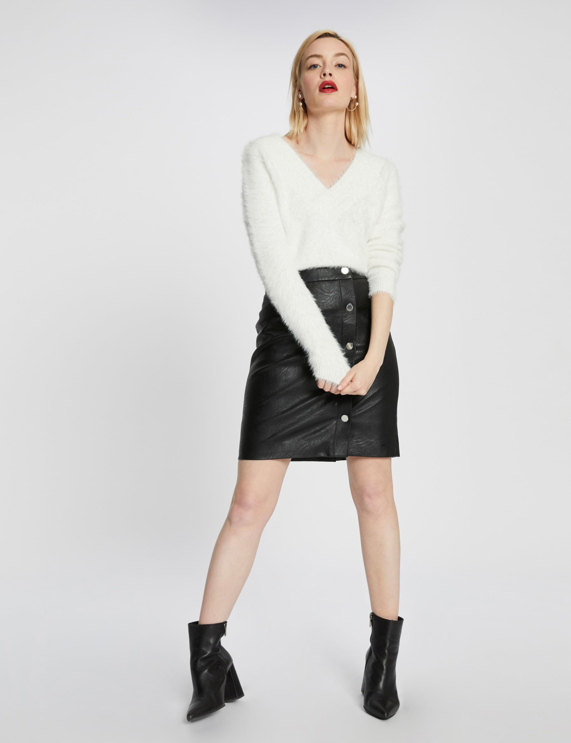 Jersey de pelo con doble escote en V marfil mujer