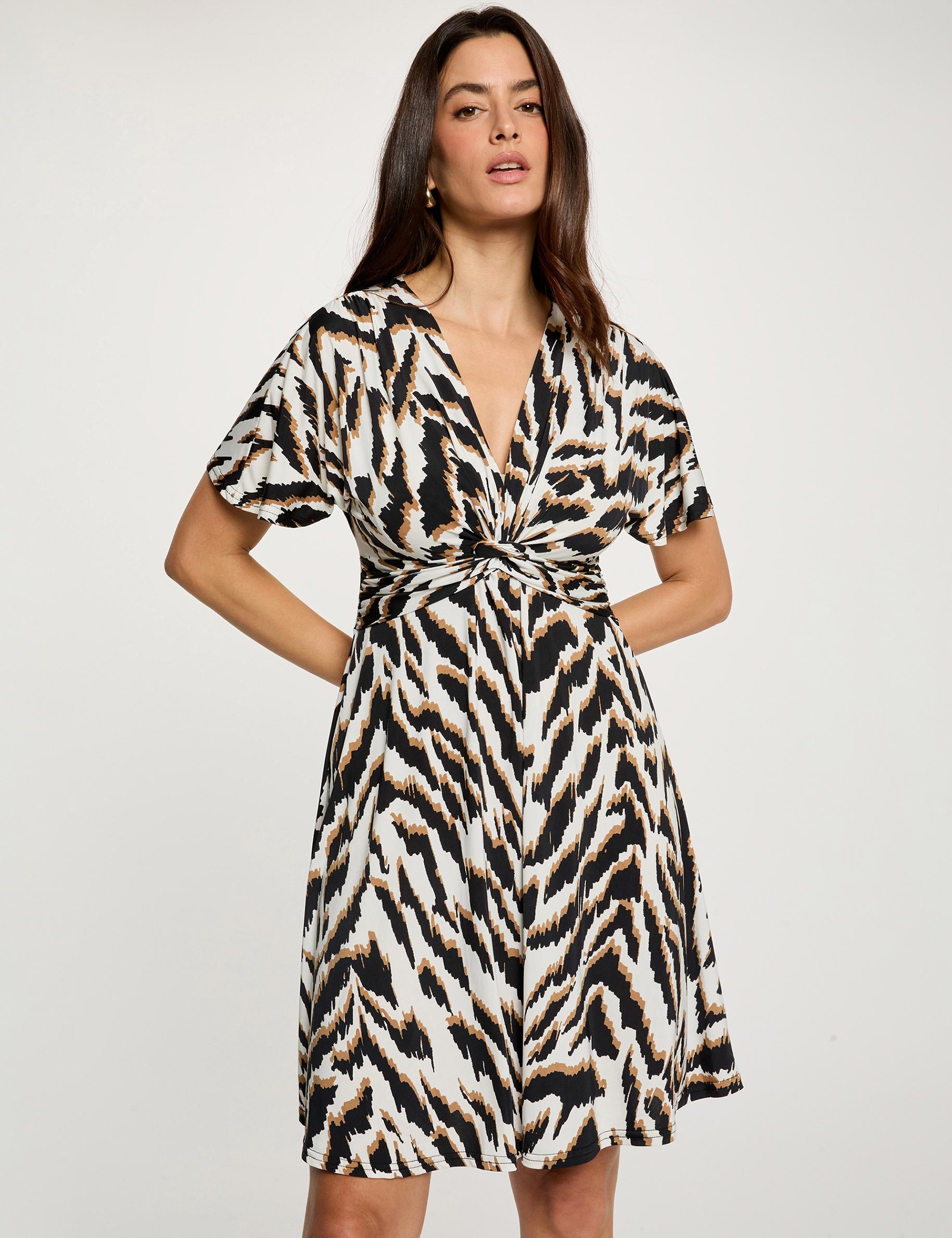 Vestido corto con cuello en V multicolor mujer