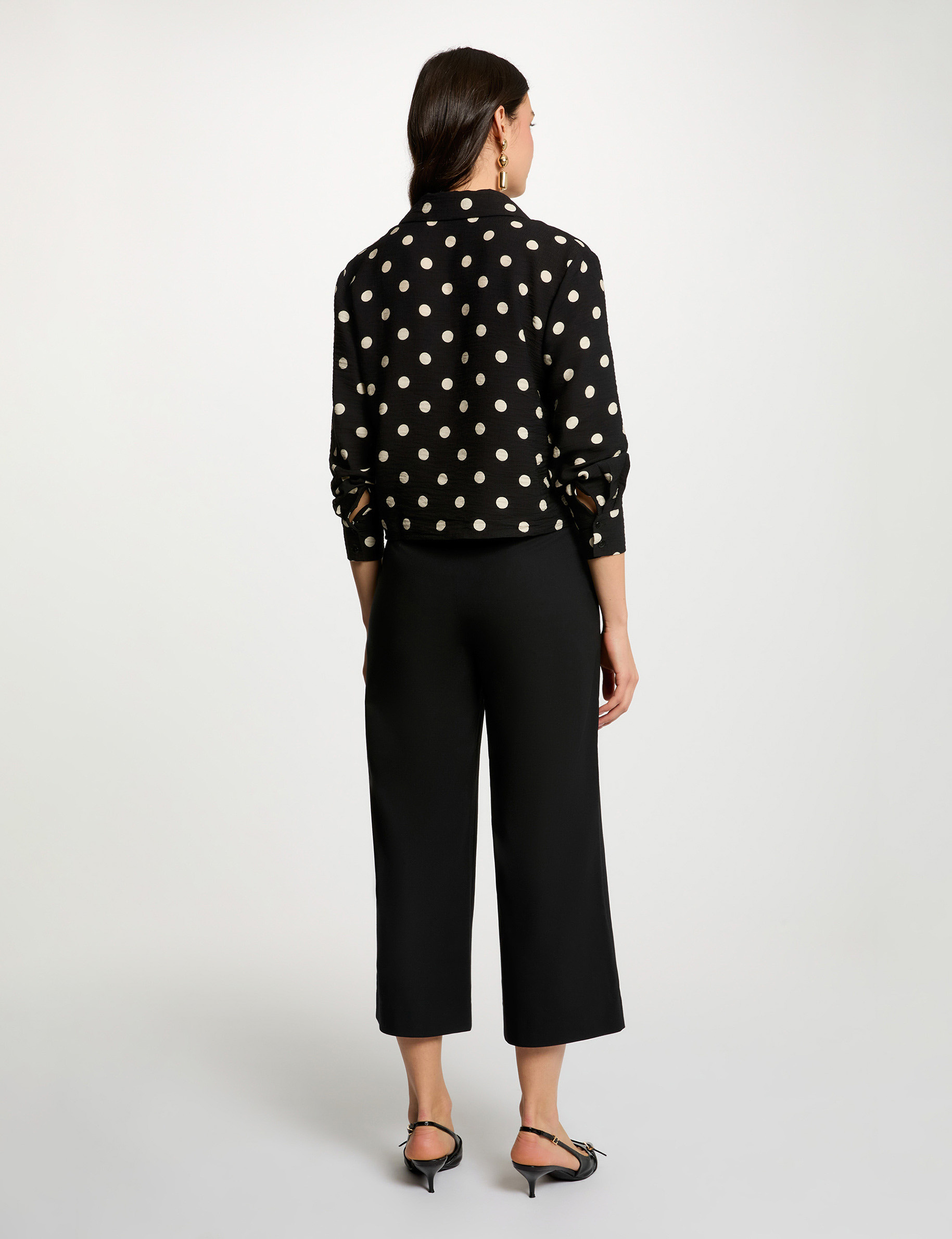 Pantal&oacute;n ancho de tiro alto negro mujer
